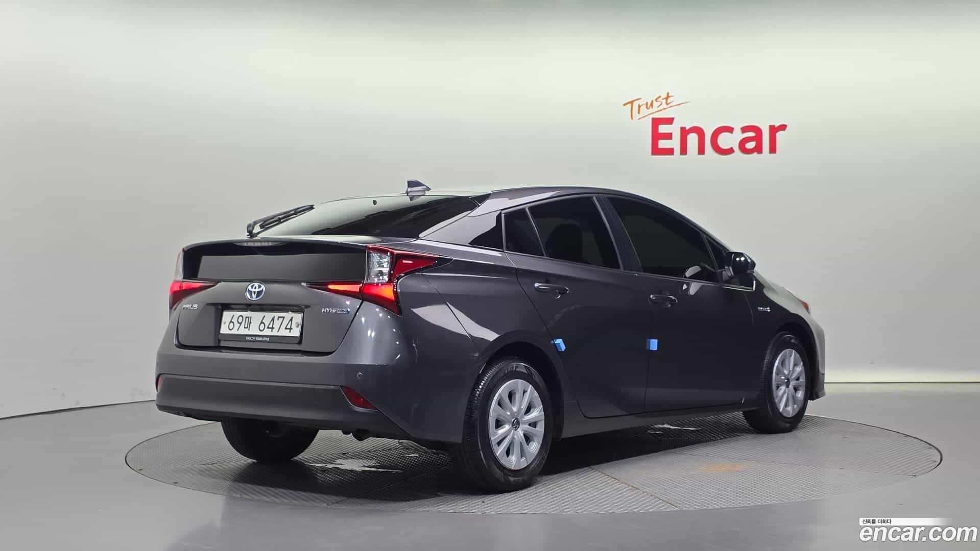 Prius Toyota 2019.7-OUTER-002