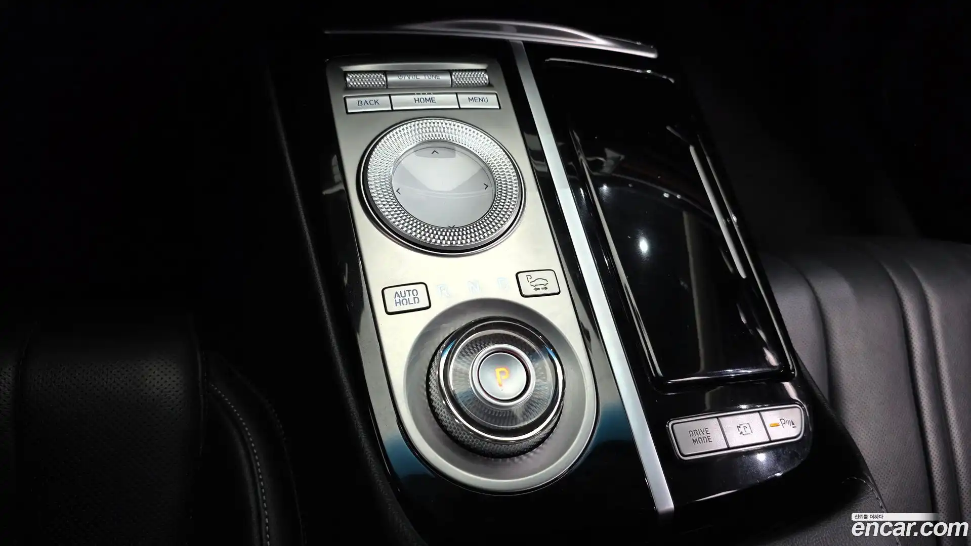 G80 Genesis 2021.1-INNER-009