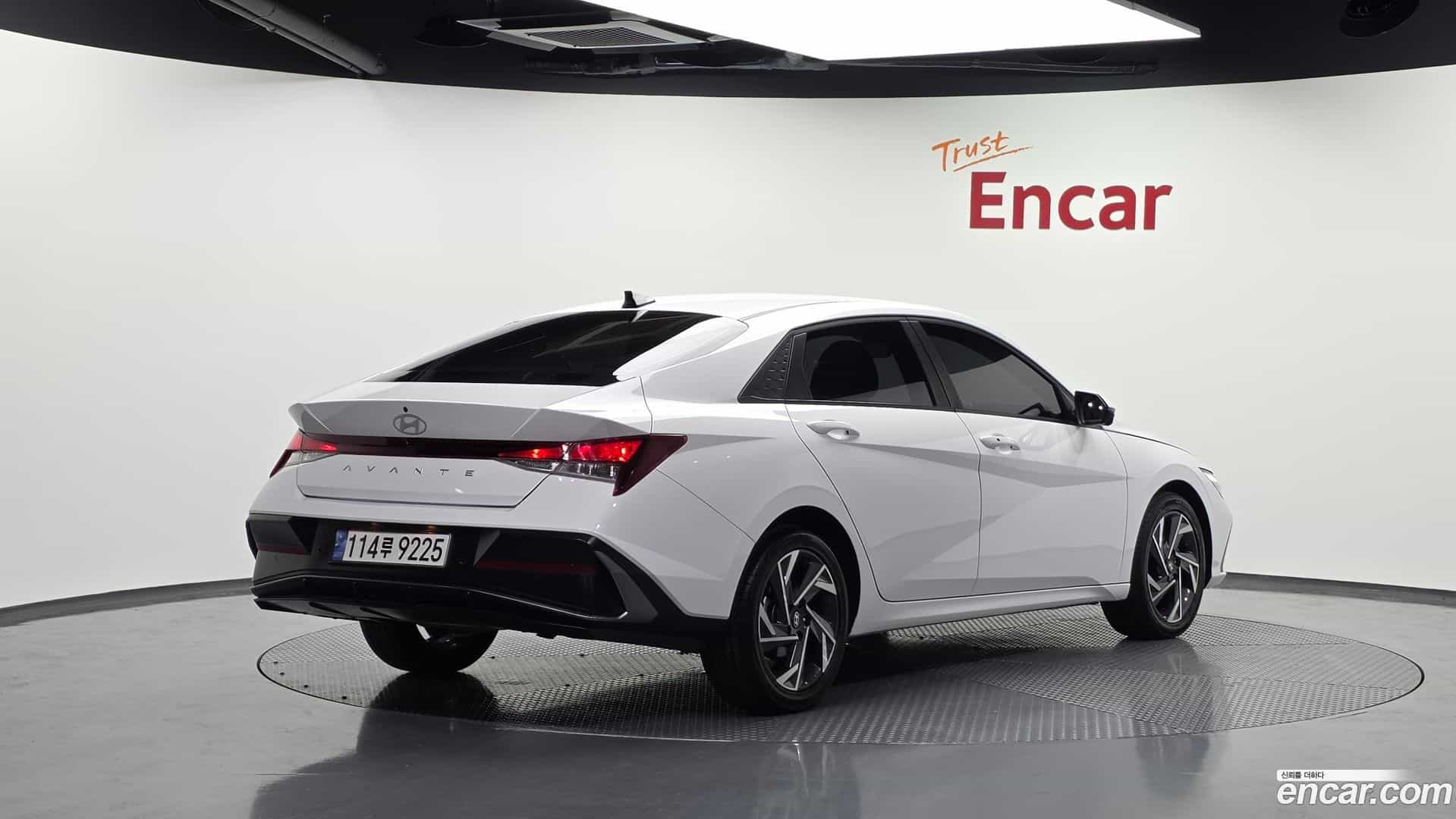AVANTE Hyundai 2024.2-OUTER-002
