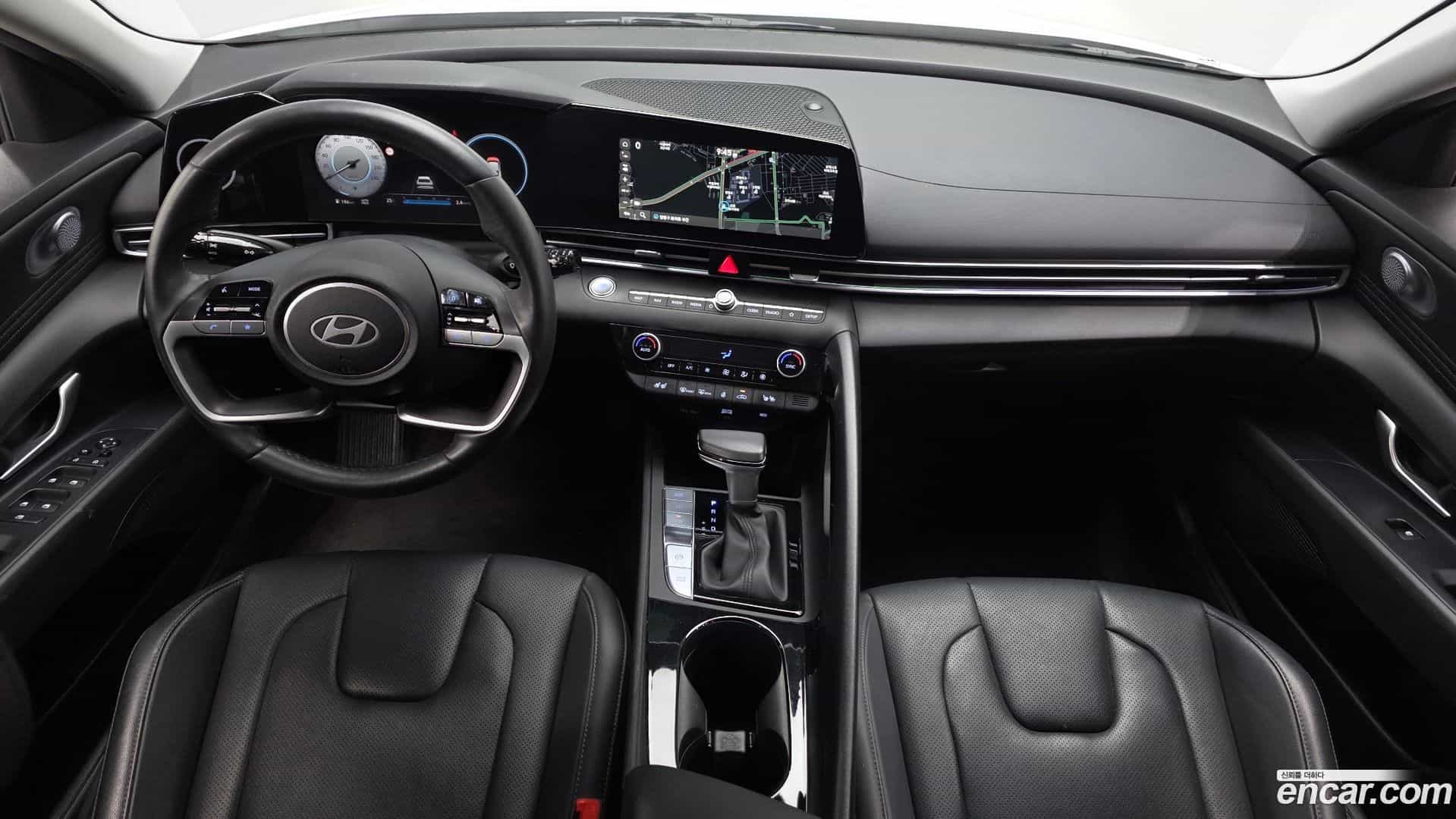 AVANTE Hyundai 2024.2-INNER-007