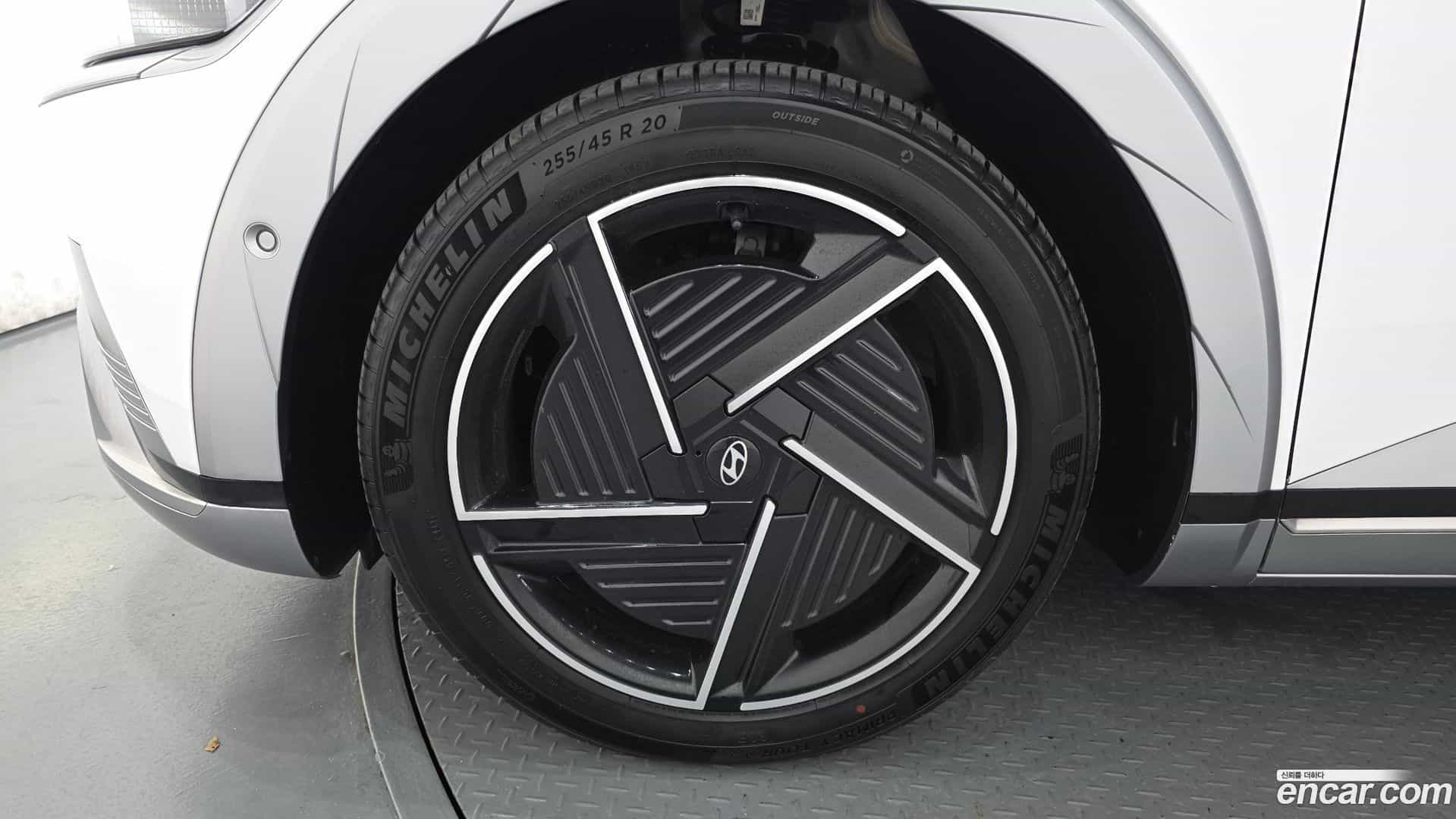 Ioniq5 Hyundai 2024.3-OUTER-005