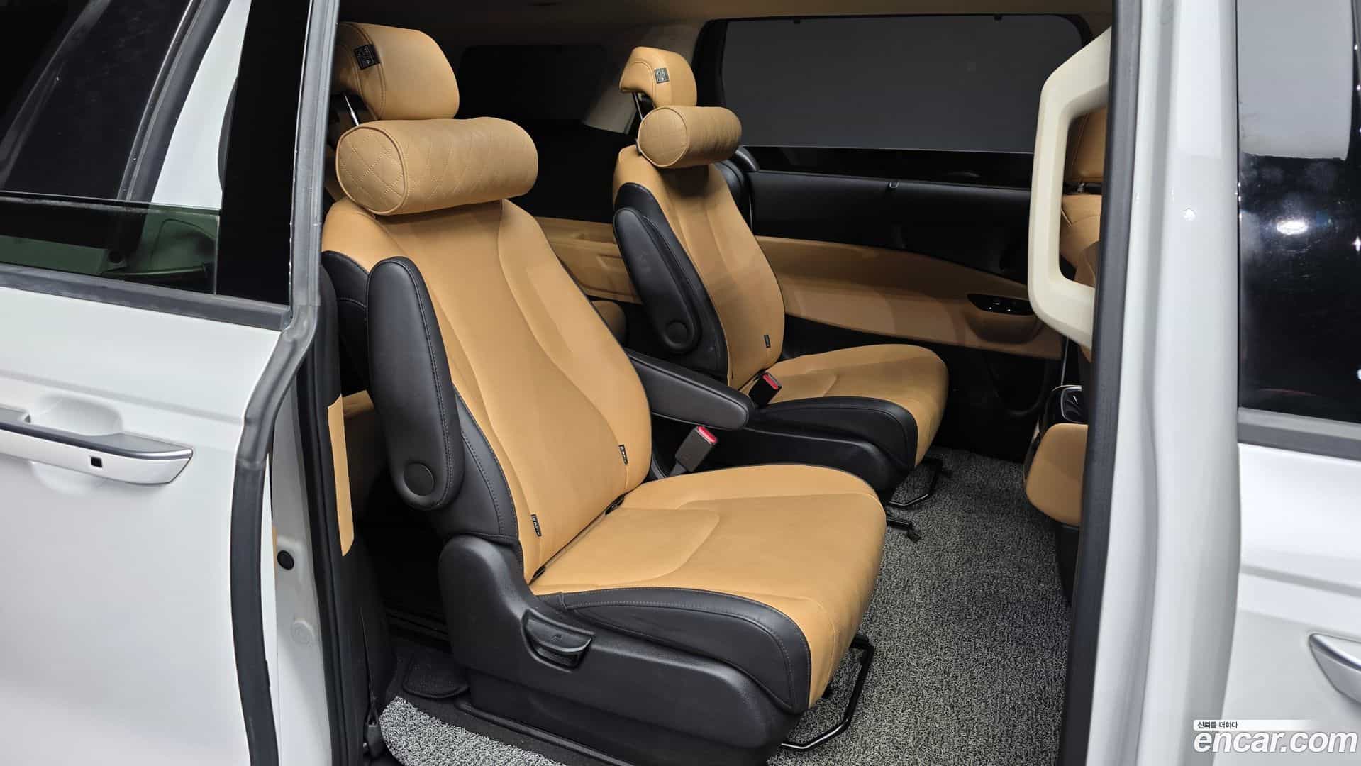 Canival Kia 2021.6-OPTION-016