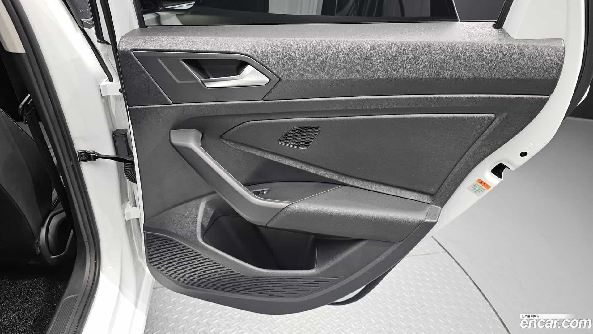 Jetta Volkswagen 2021.11-INNER-035