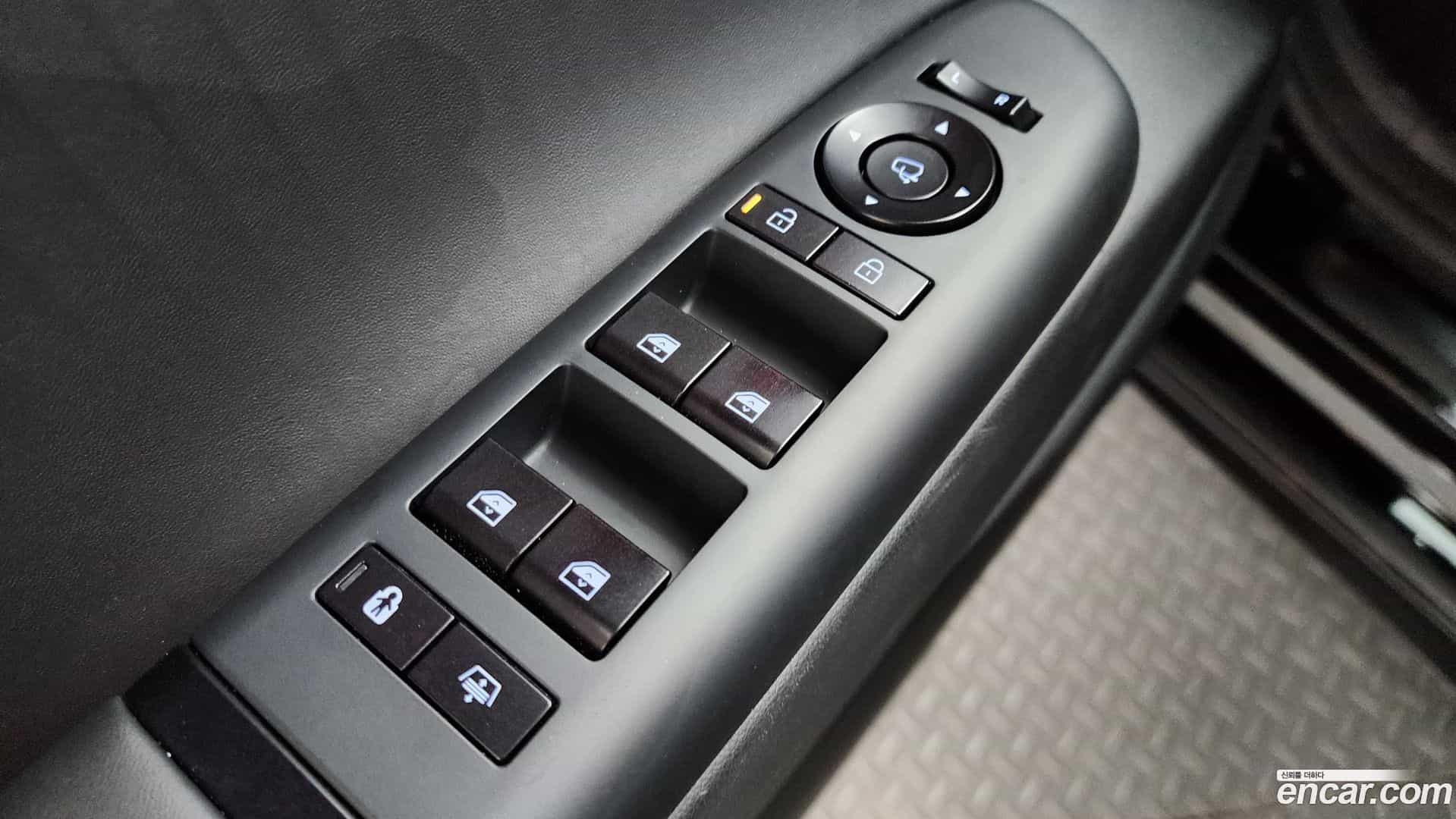 Grandeur Hyundai 2024.7-OPTION-042