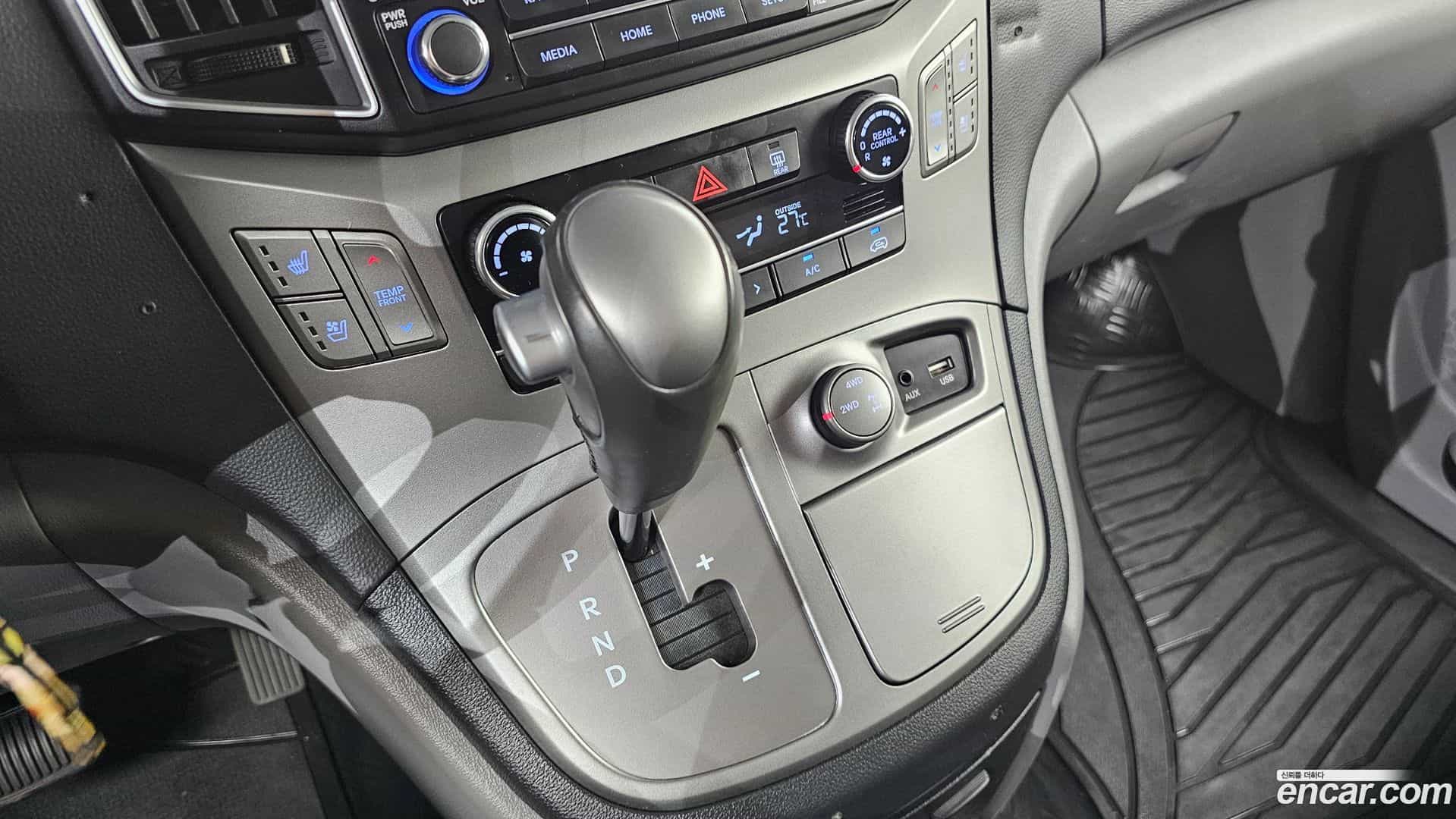 Starex Hyundai 2020.3-INNER-009