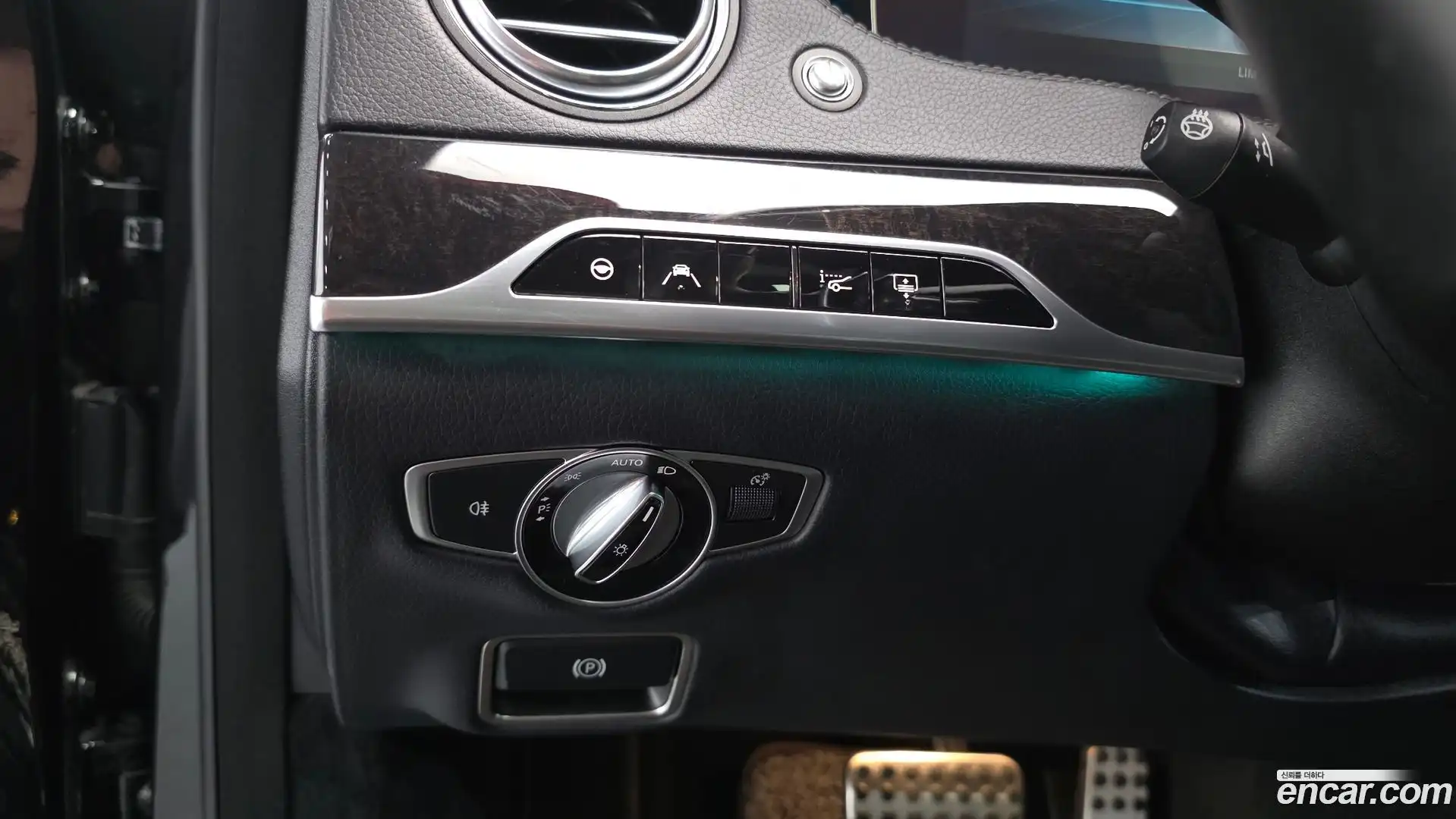 S-Class Mercedes-Benz 2018.0-OPTION-020