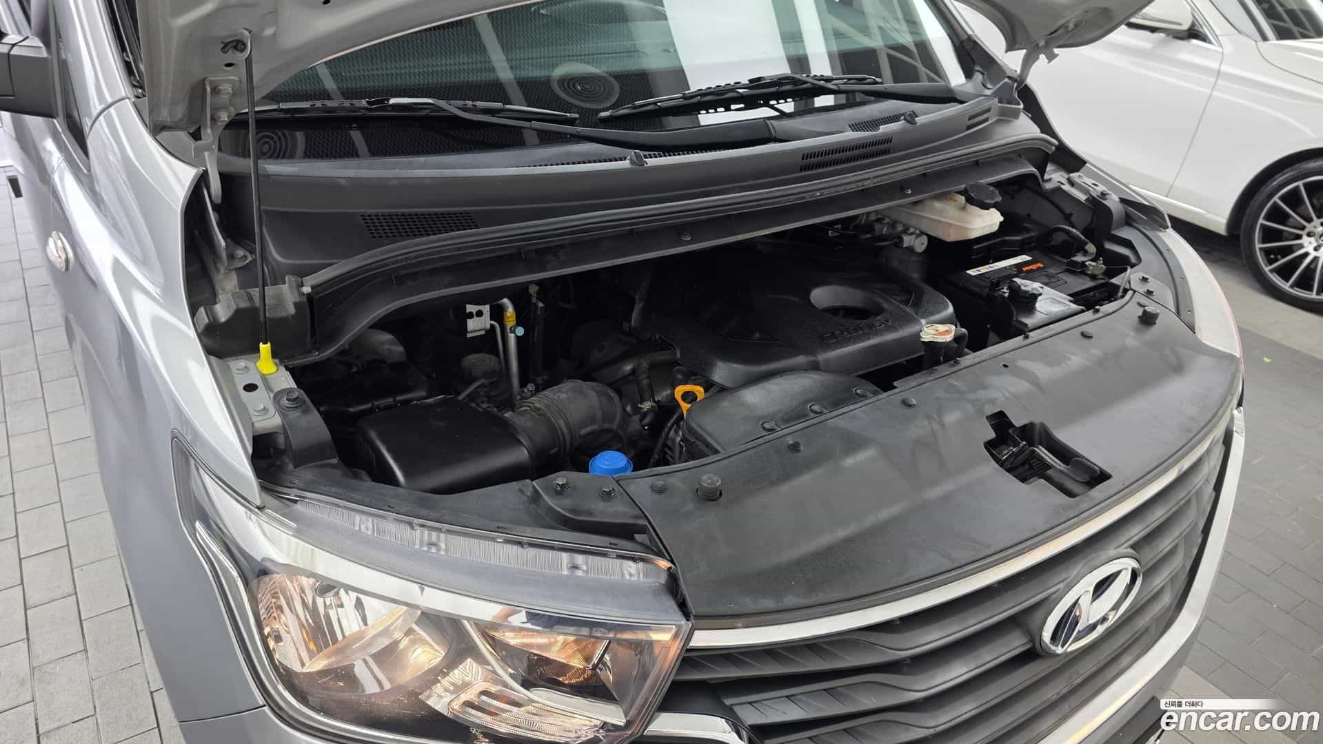 Starex Hyundai 2018.2-OUTER-006