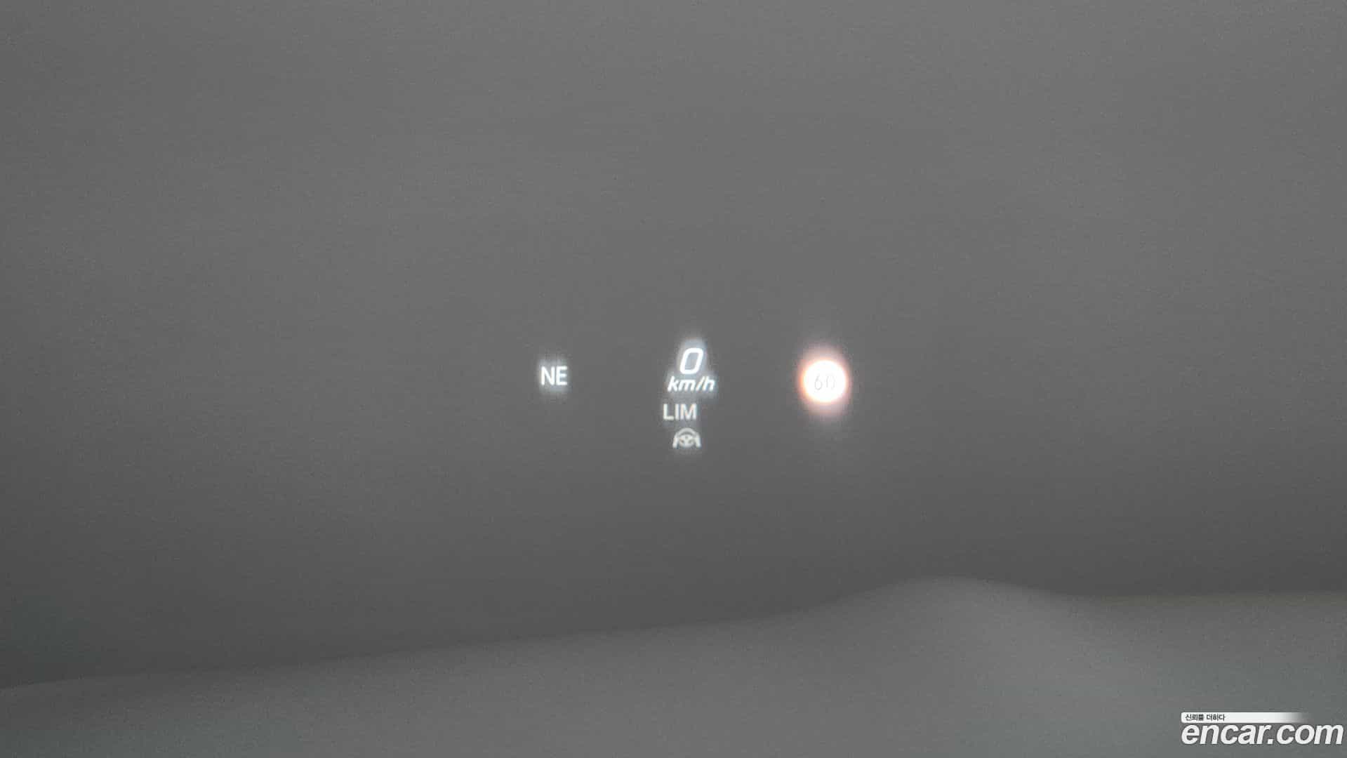E-Class Mercedes-Benz 2022.5-OPTION-020