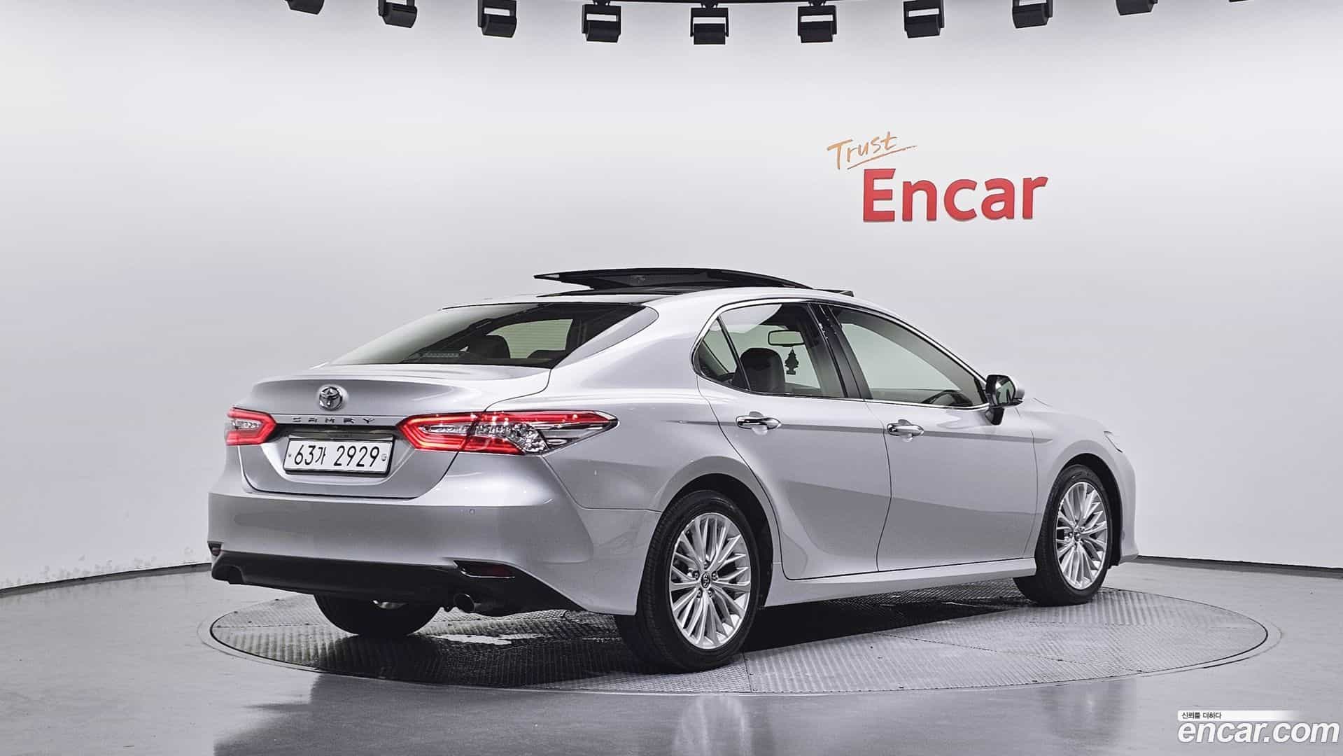 Camry Toyota 2018.5-OUTER-002