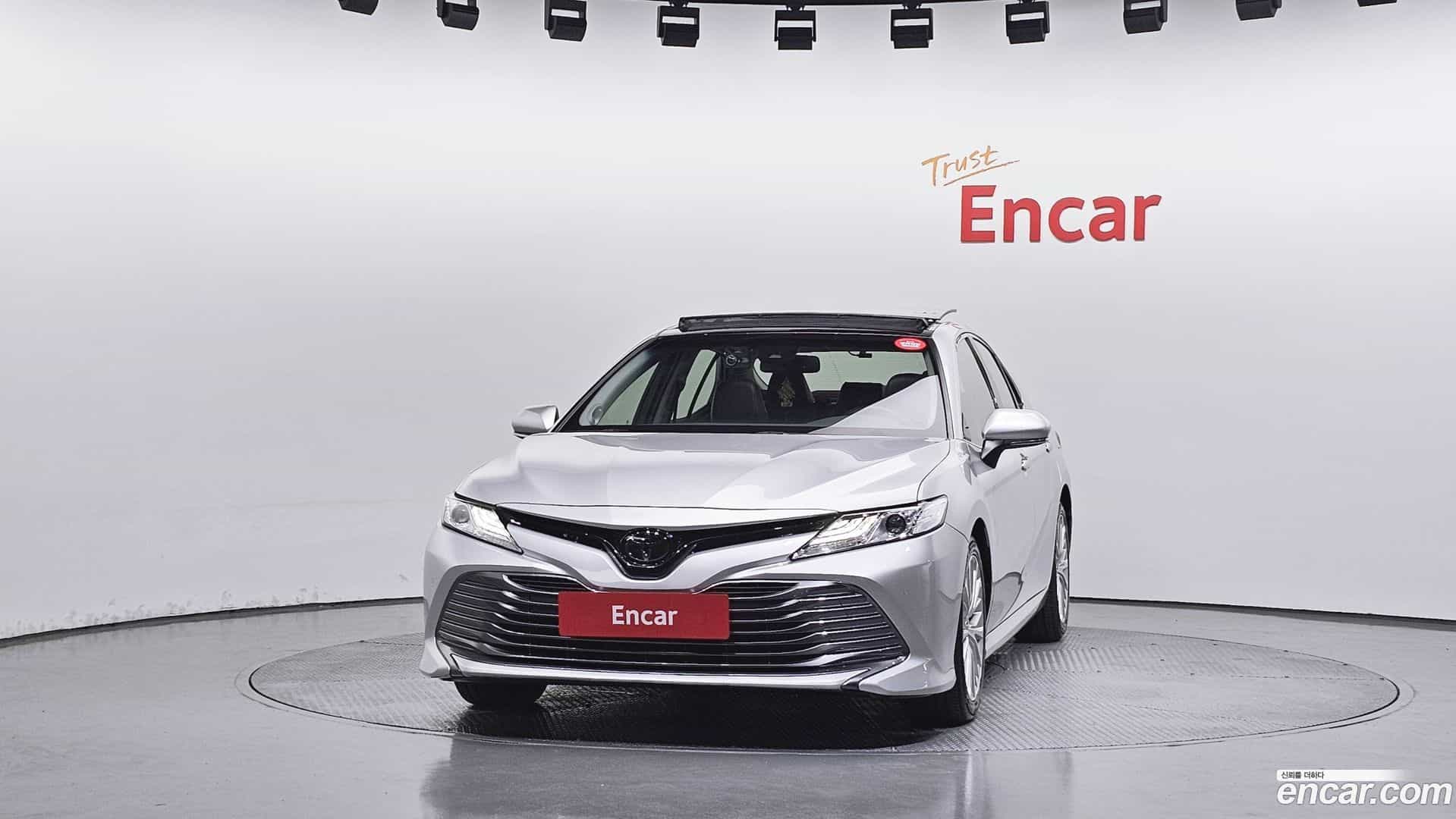 Camry Toyota 2018.5-OUTER-003