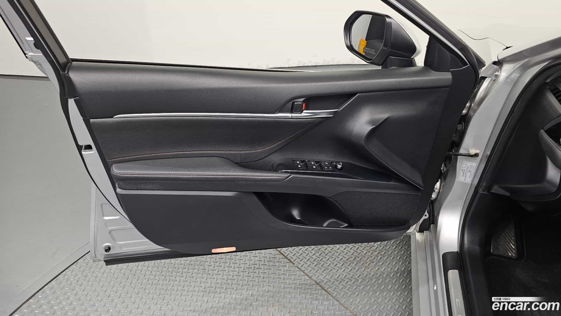 Camry Toyota 2018.5-OPTION-021