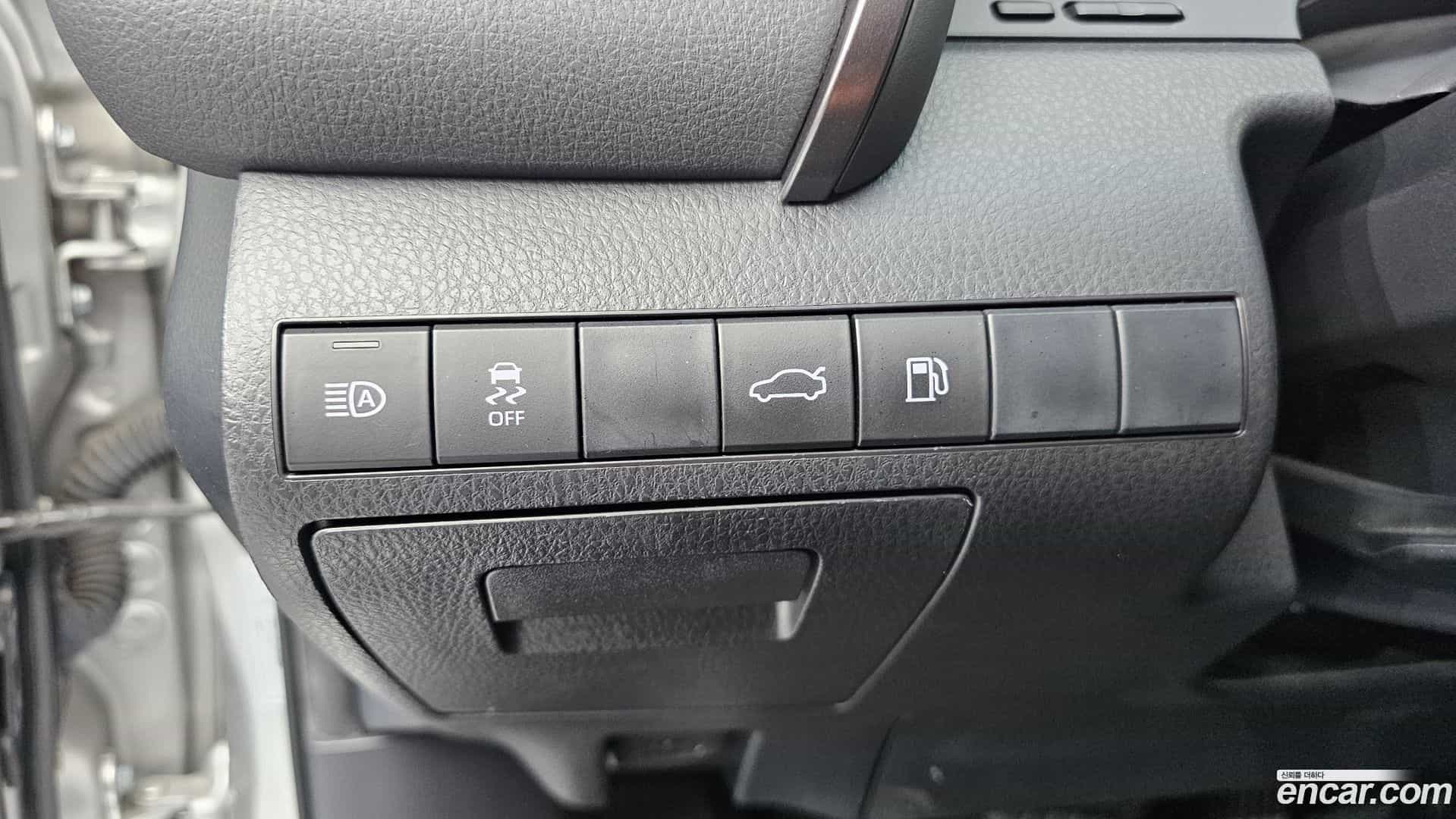Camry Toyota 2018.5-OPTION-023