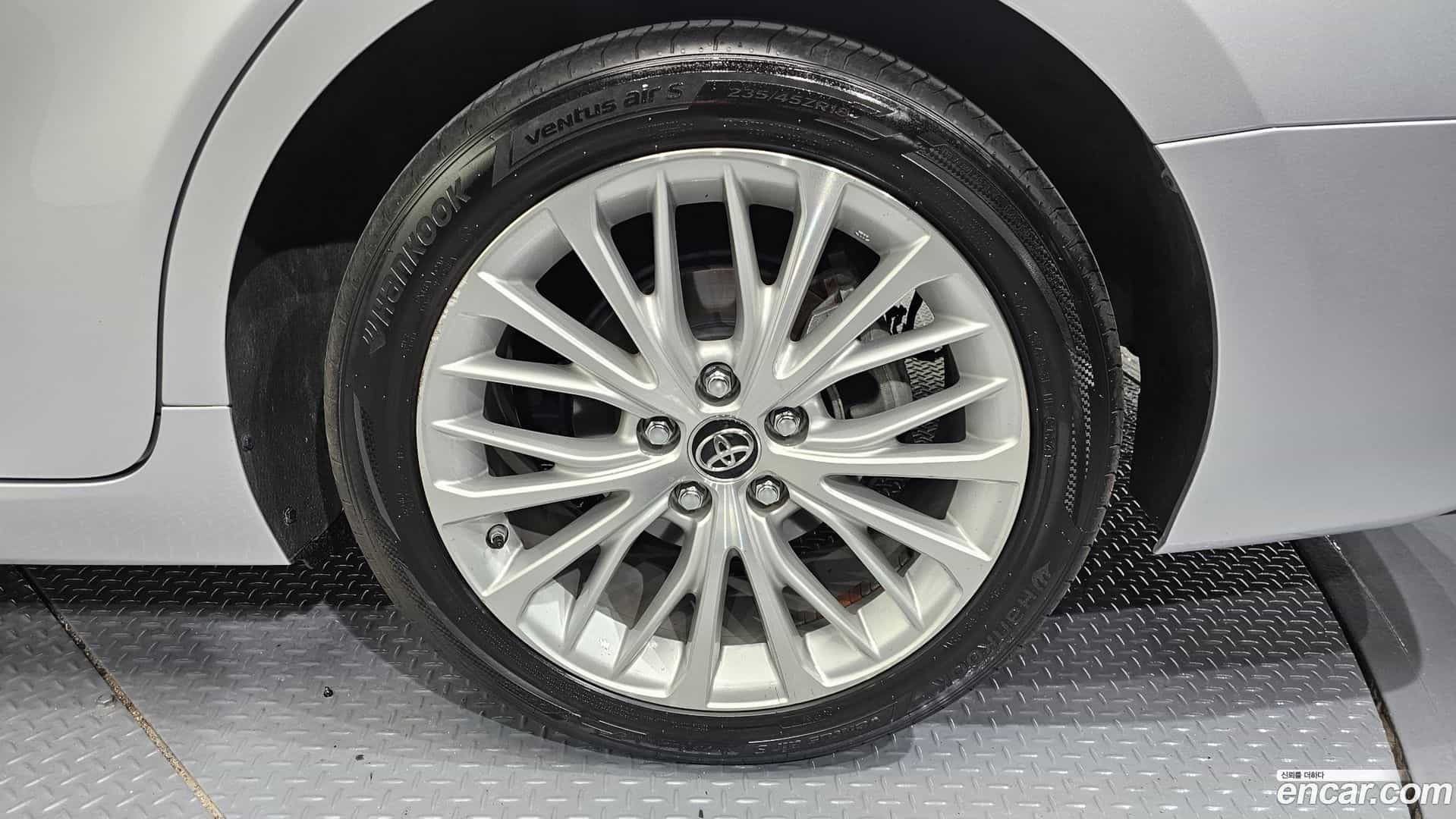 Camry Toyota 2018.5-OUTER-031