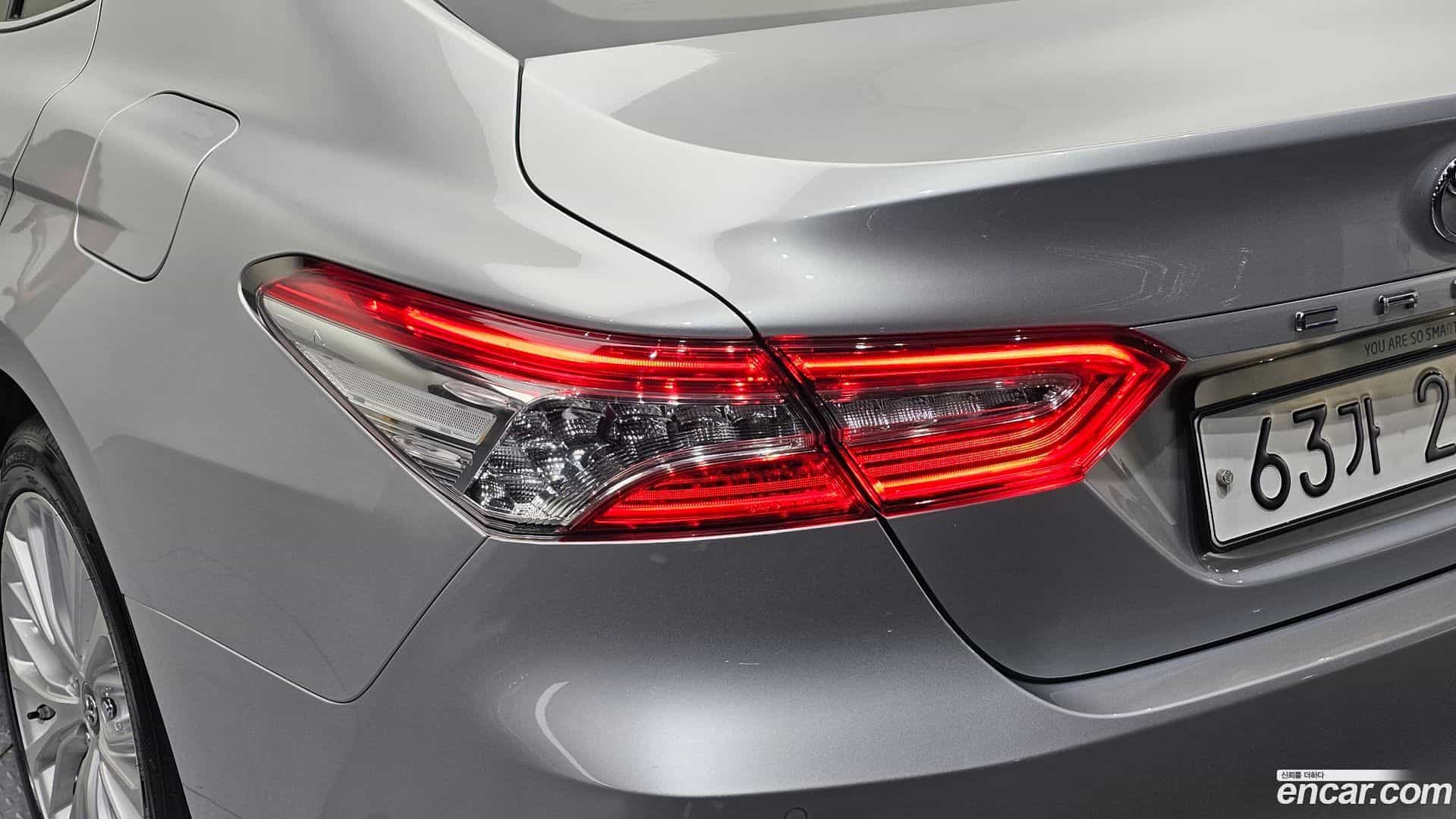 Camry Toyota 2018.5-OUTER-033