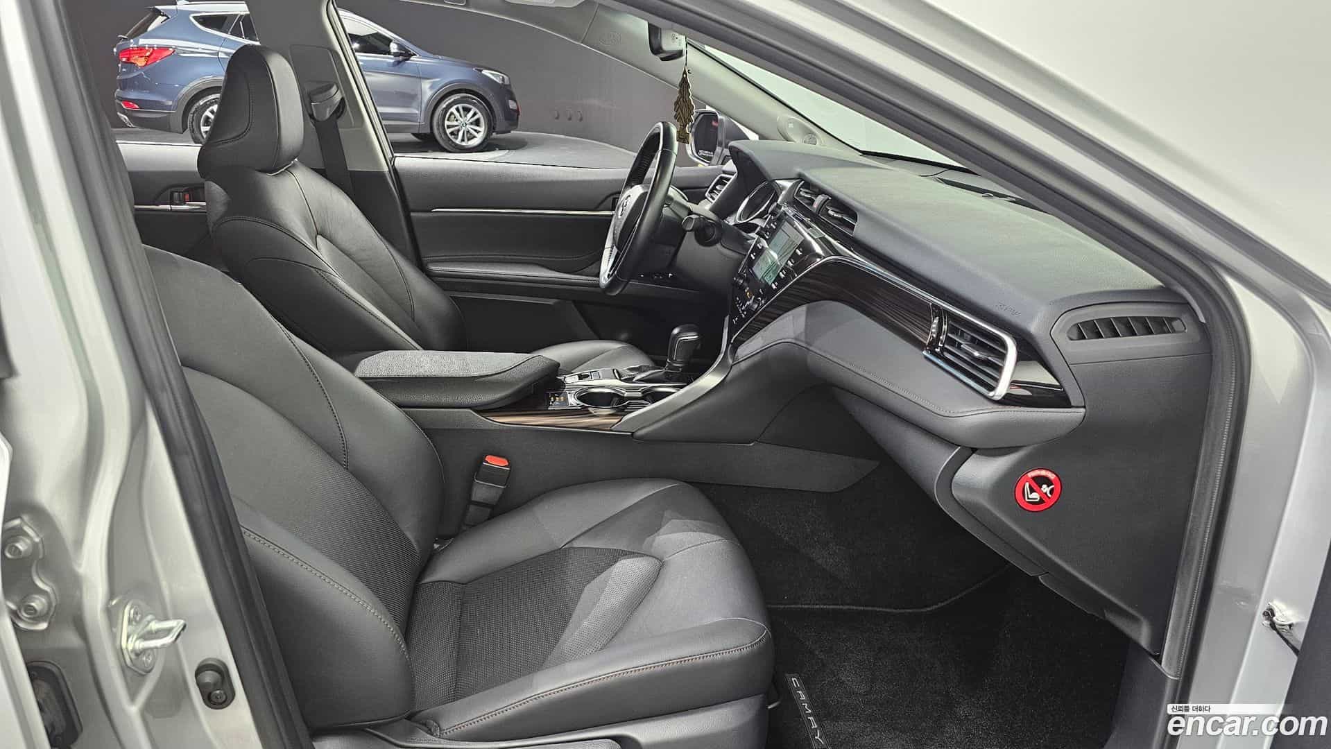 Camry Toyota 2018.5-INNER-036