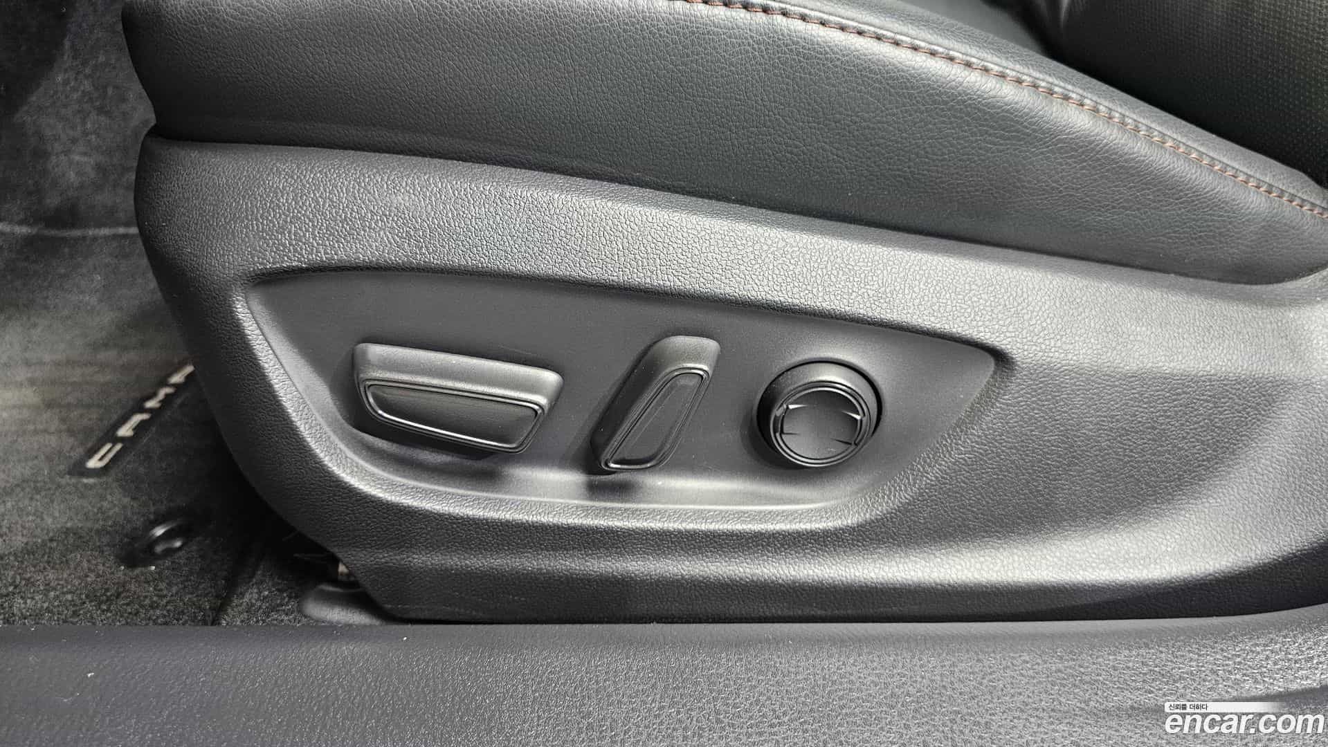 Camry Toyota 2018.5-OPTION-043