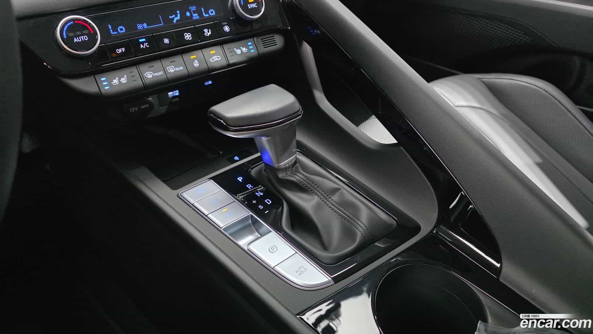 AVANTE Hyundai 2024.6-INNER-009