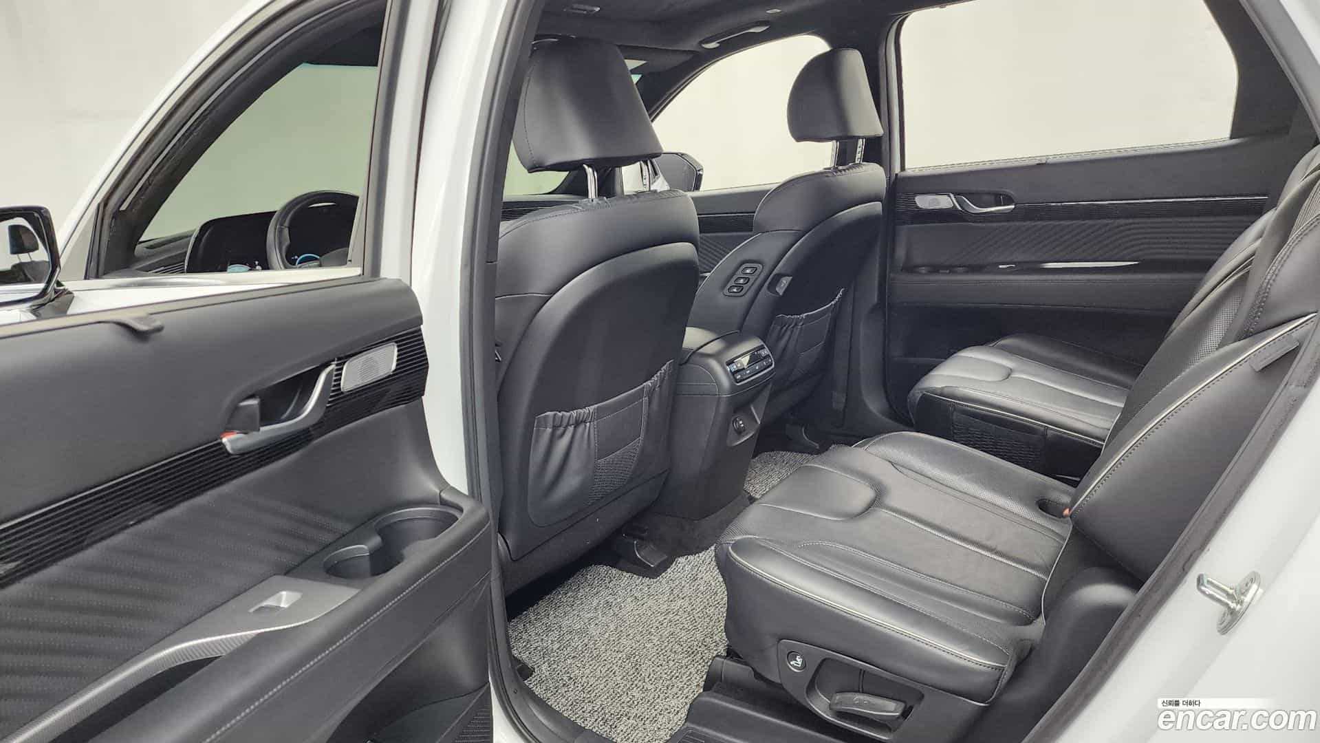 Palisade Hyundai 2023.8-INNER-036