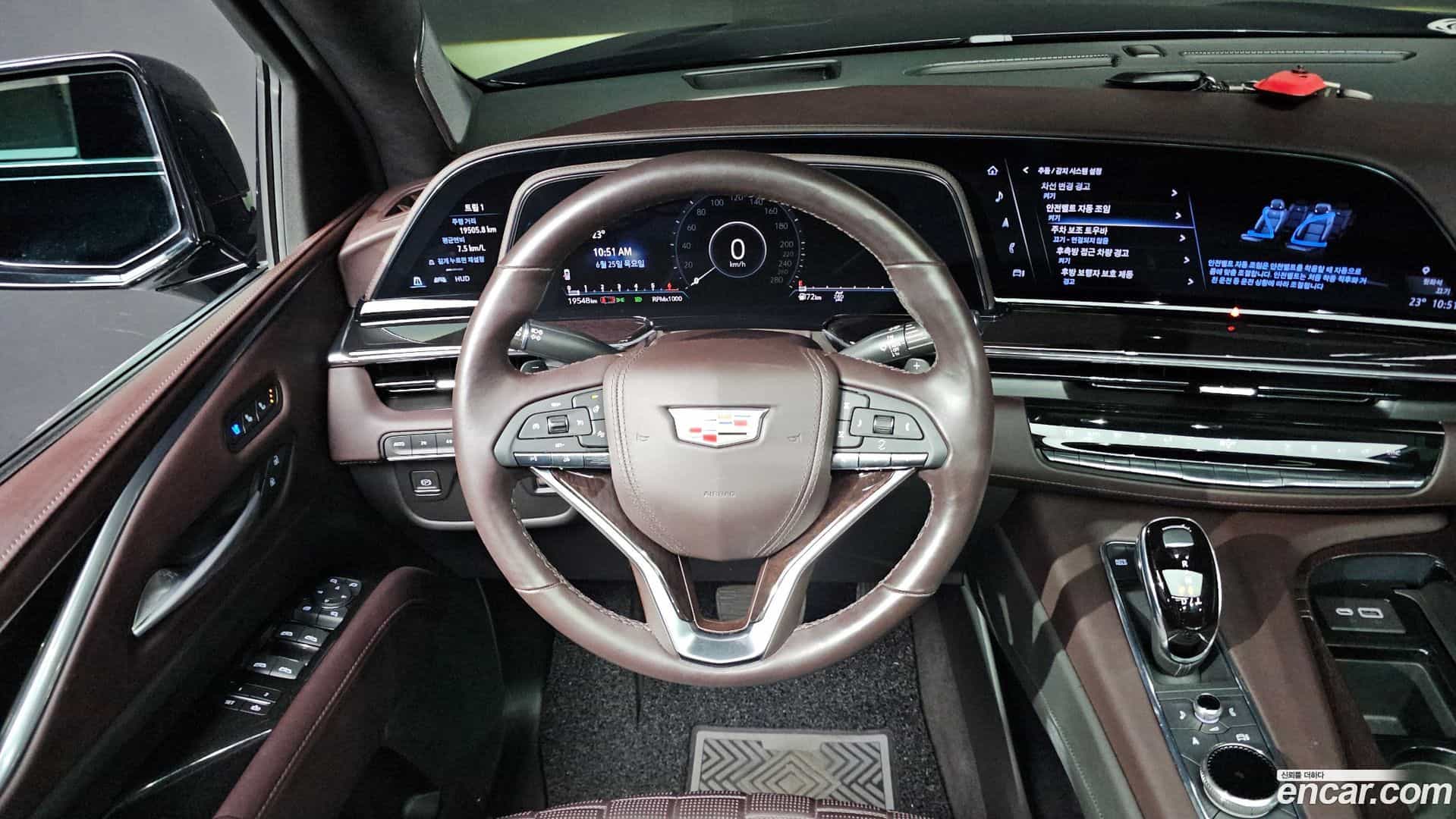 Escalade Cadillac 2022.11-OPTION-017