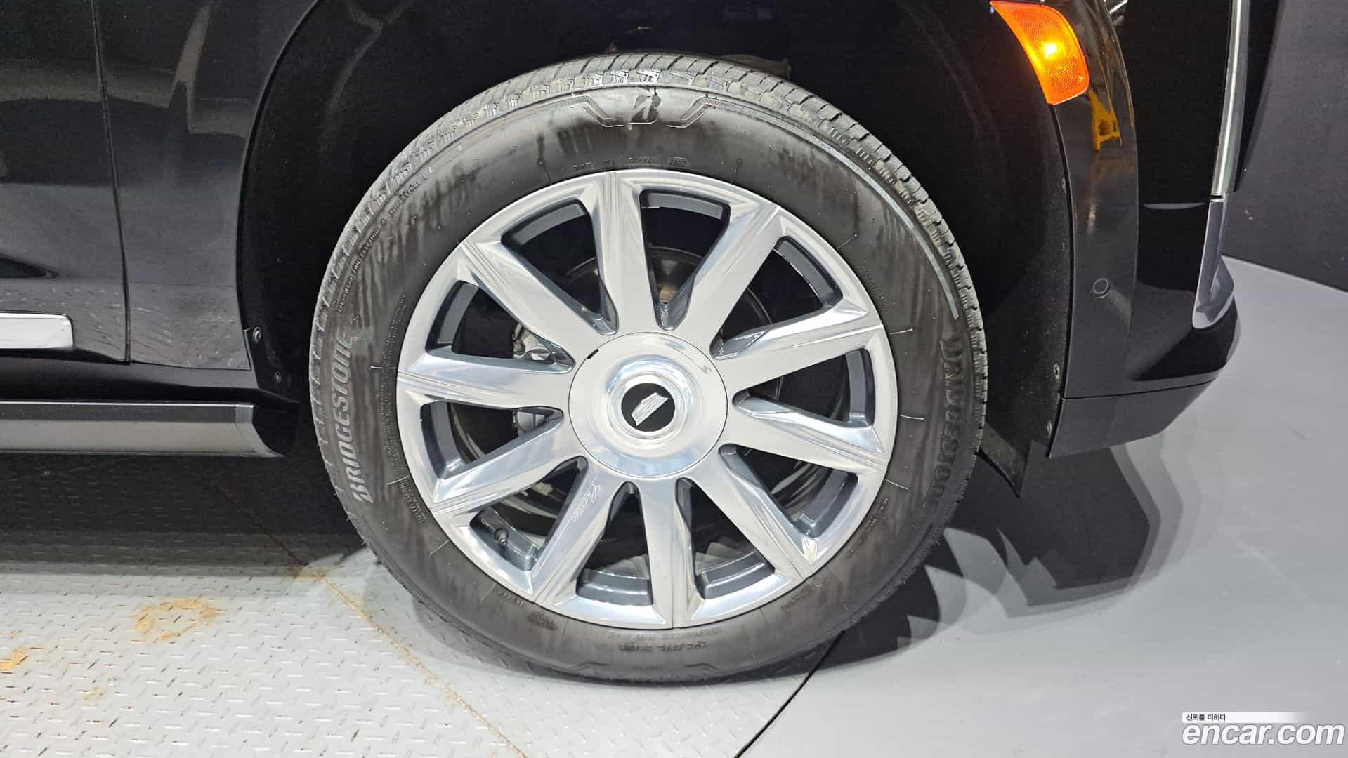 Escalade Cadillac 2022.11-OUTER-031