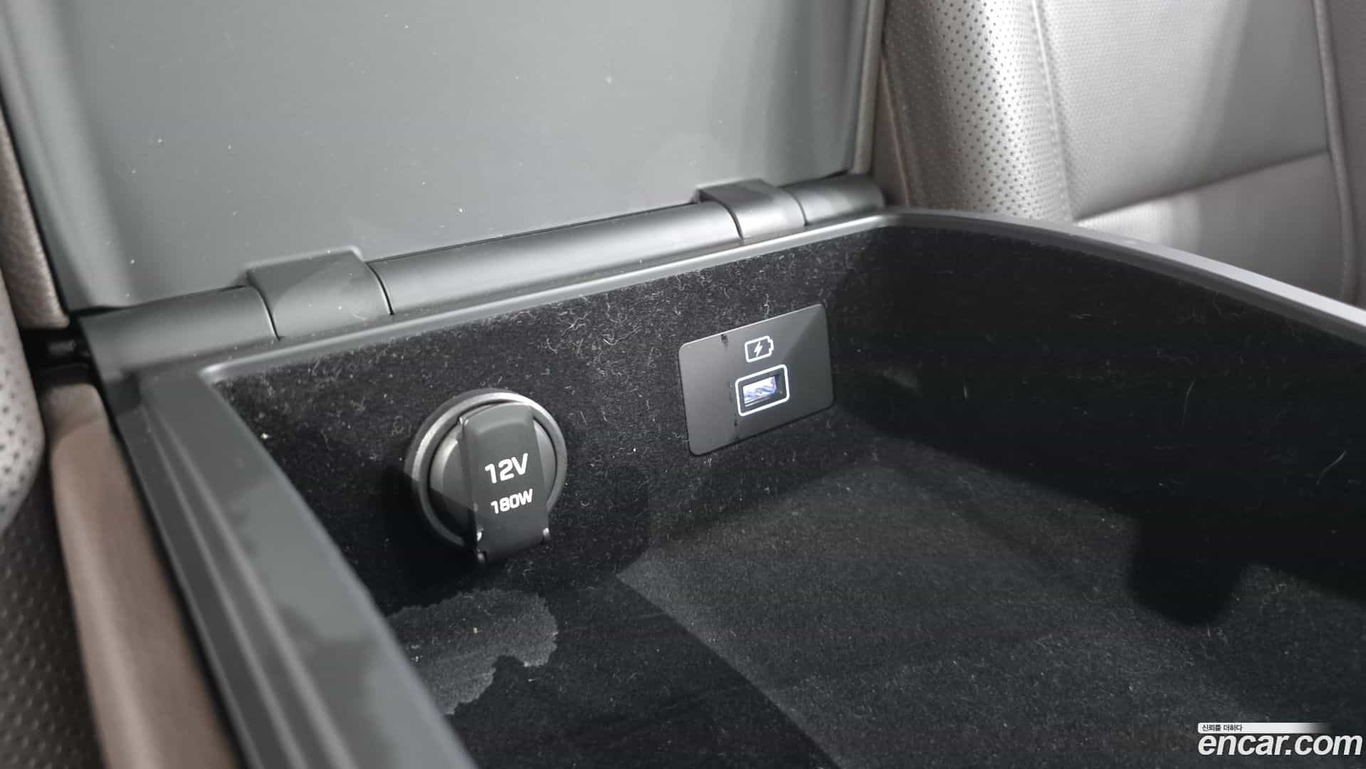 Grandeur Hyundai 2017.3-OPTION-042