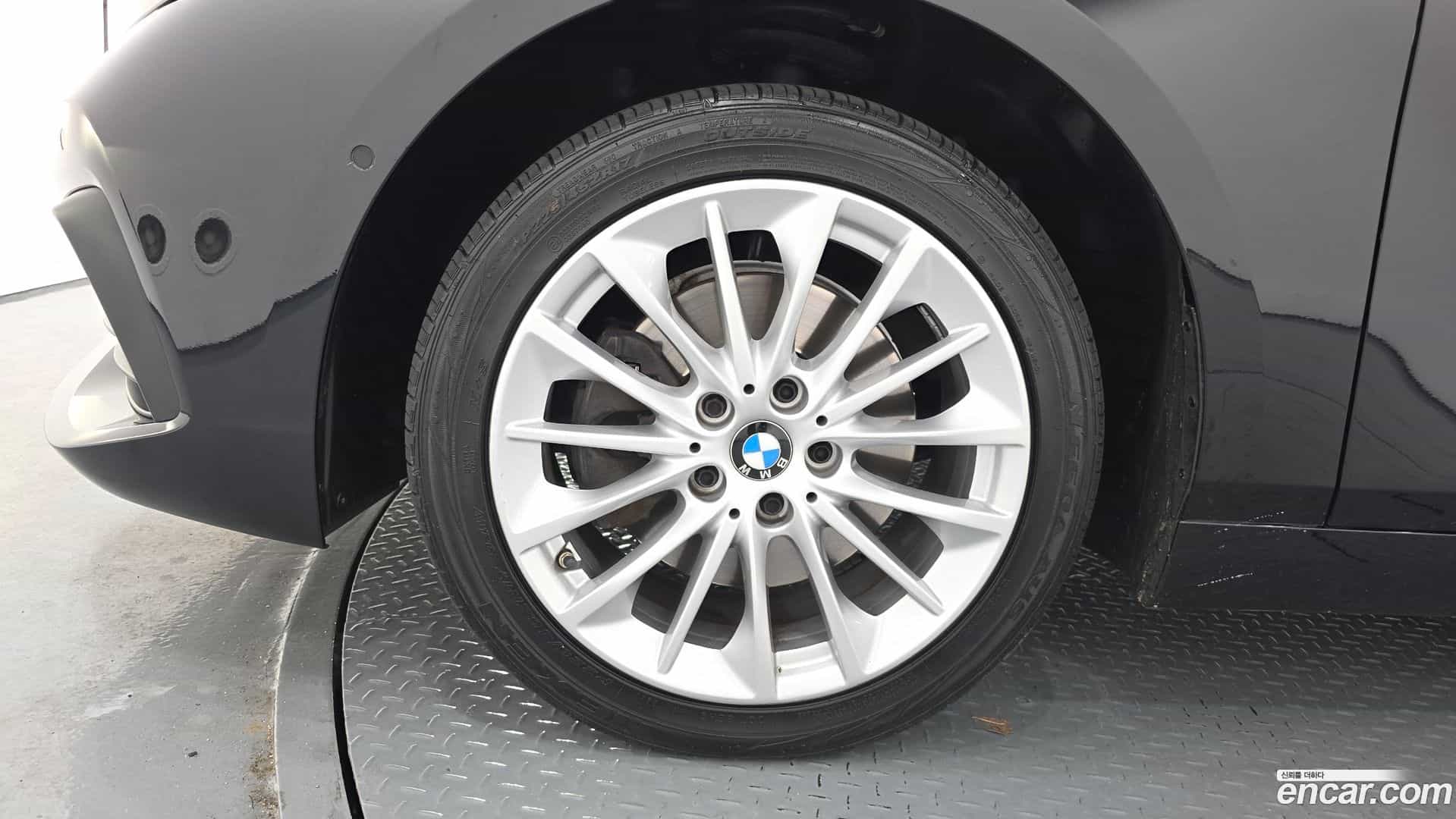 1-Series BMW 2020.8-OUTER-005