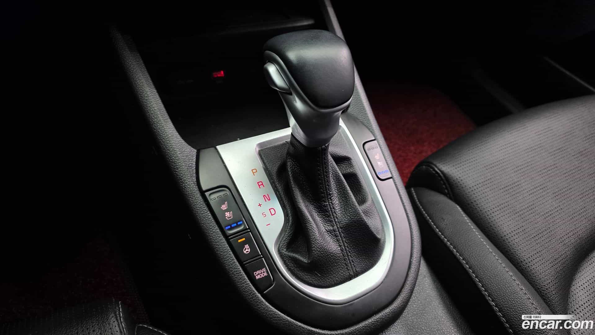 K3 Kia 2021.11-INNER-009