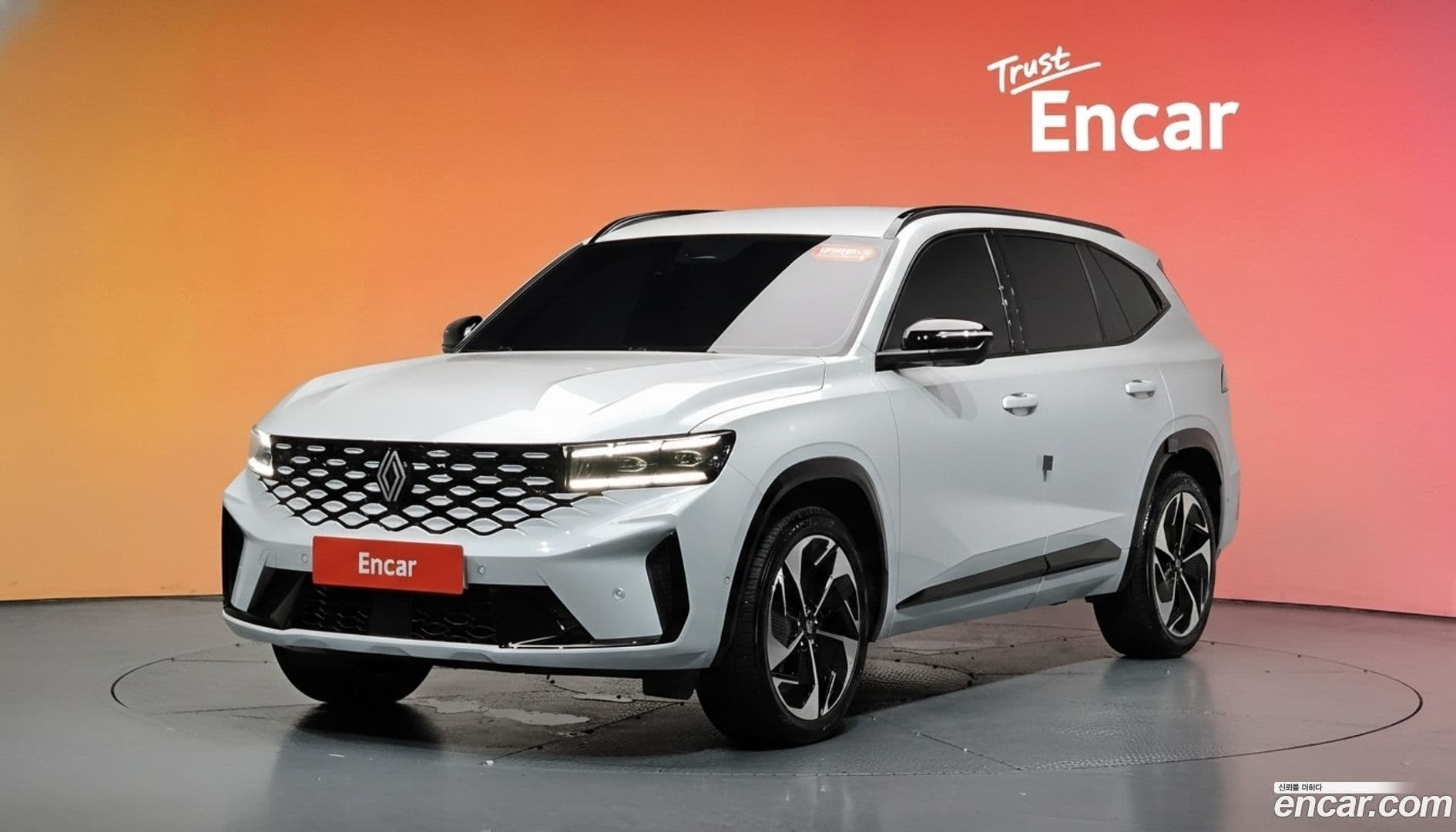 Main__Slider__Photo:Grand Koleos Renault Korea 2025.9-0
