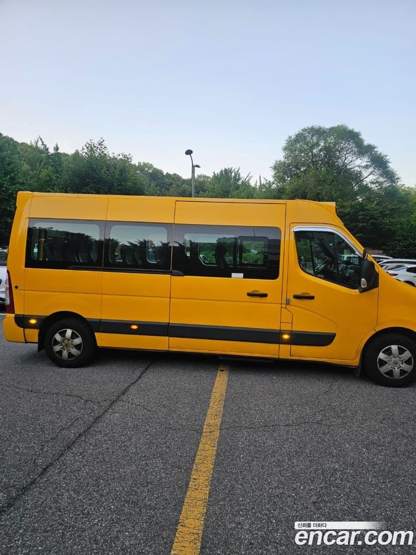 Main__Slider__Photo:Master Renault Korea 2019.8-0