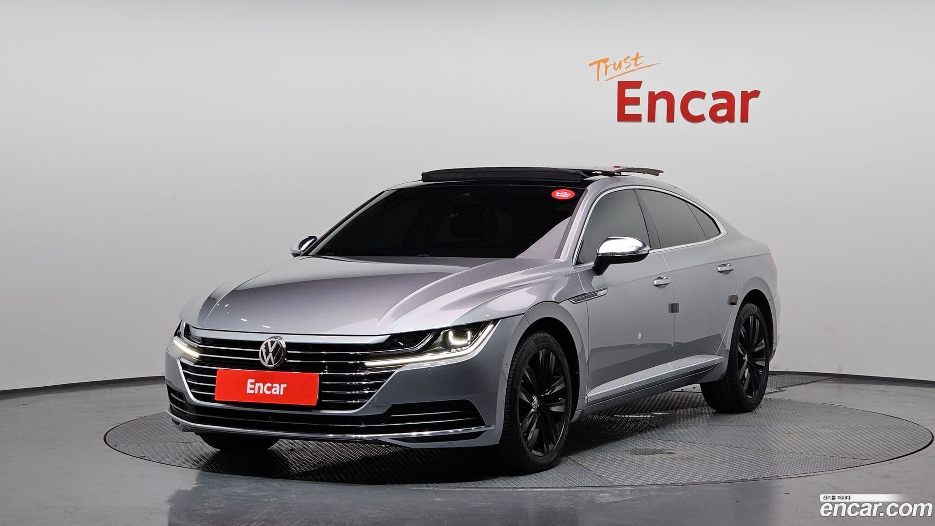 Main__Slider__Photo:Arteon Volkswagen 2019.11-0