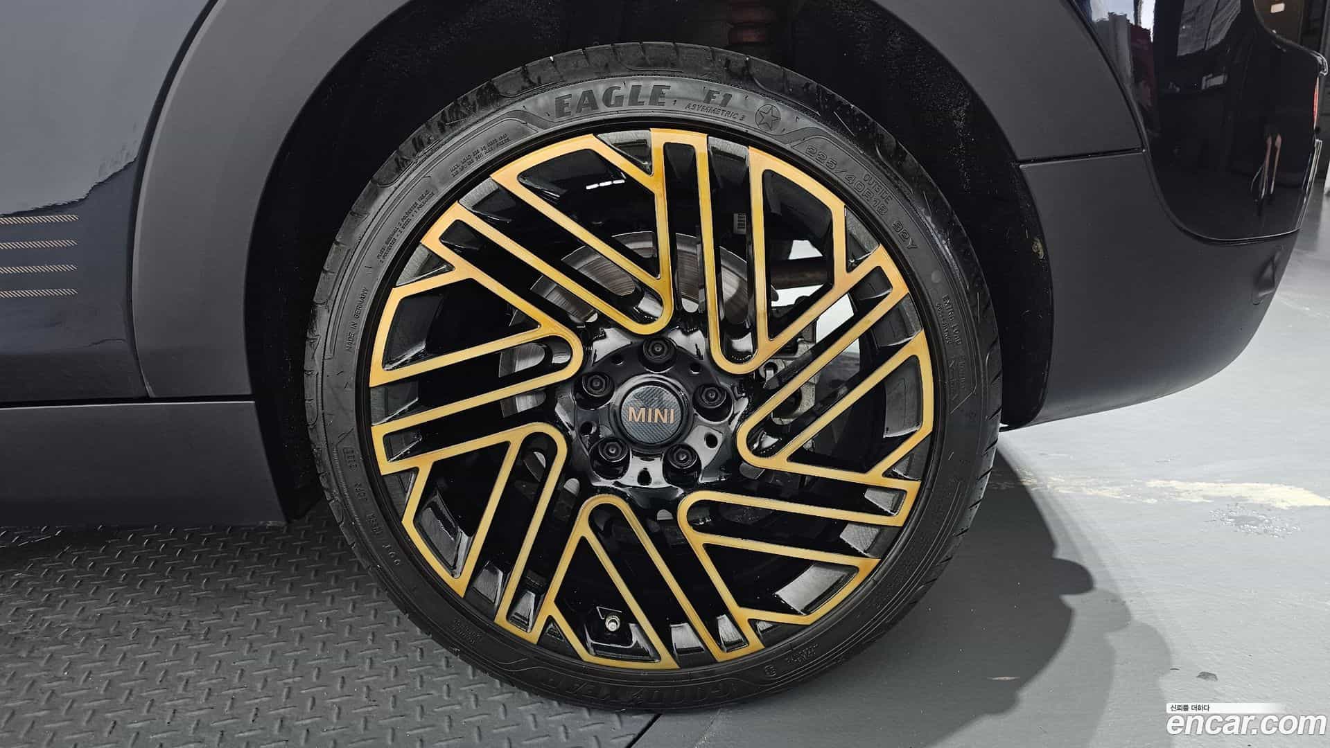 Clubman Mini 2024.5-OUTER-031