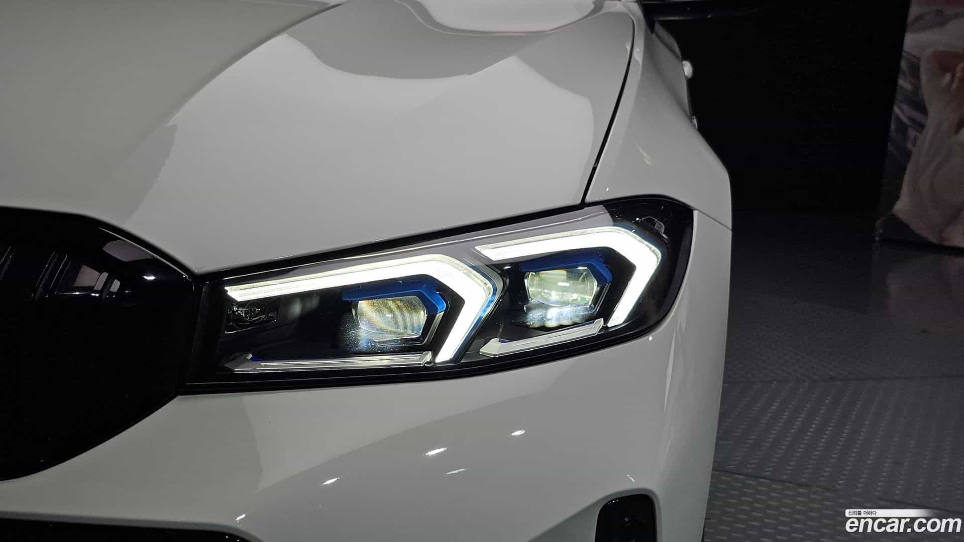 3-Series BMW 2025.4-OUTER-032