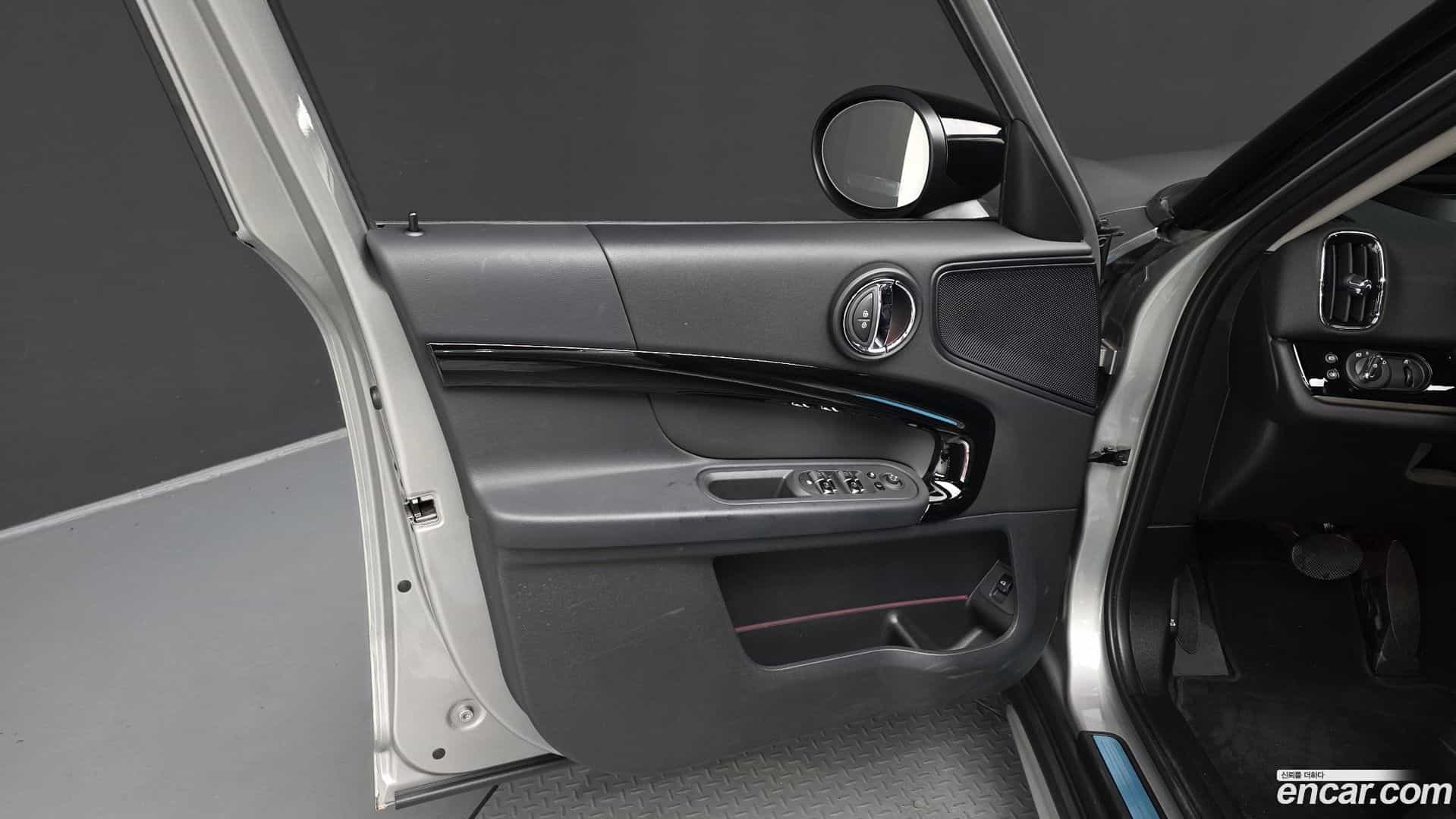 Countryman Mini 2024.3-INNER-034
