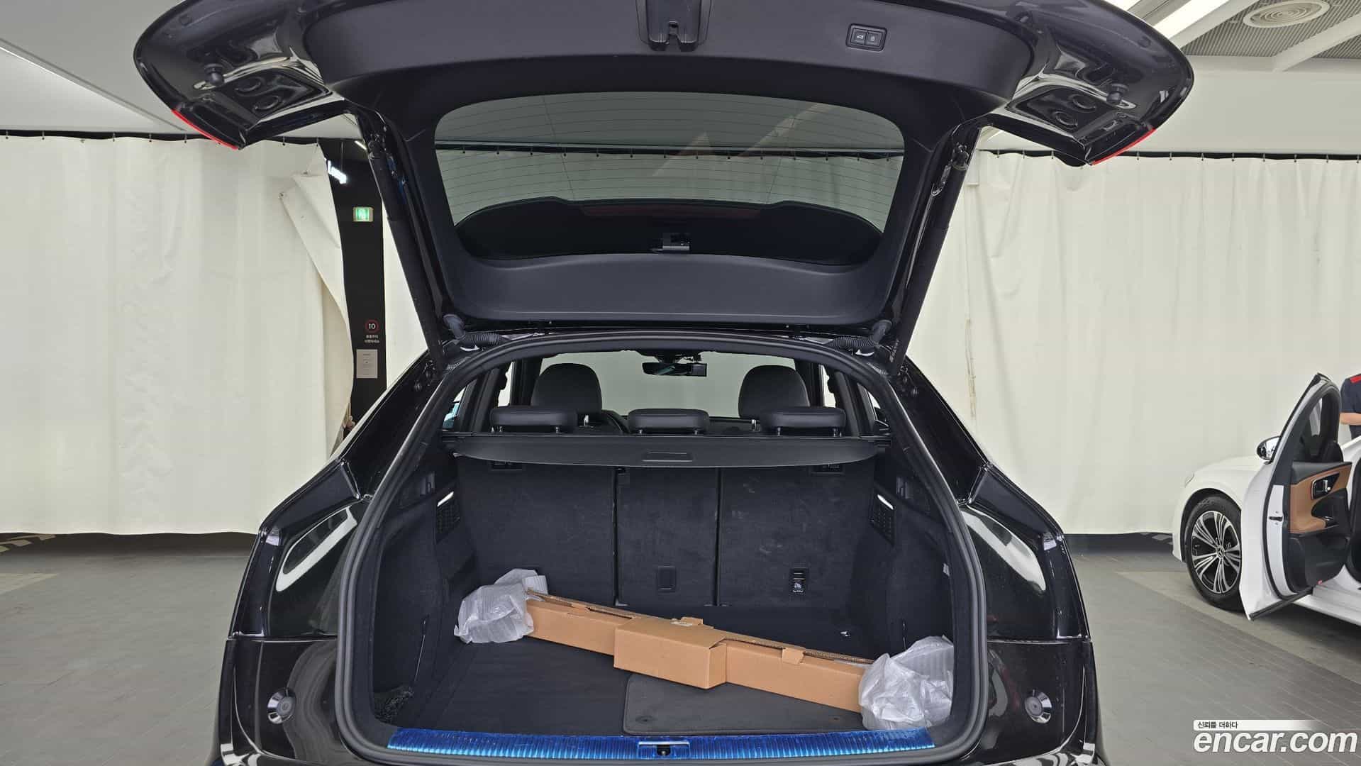 Q5 Audi 2023.9-OPTION-024