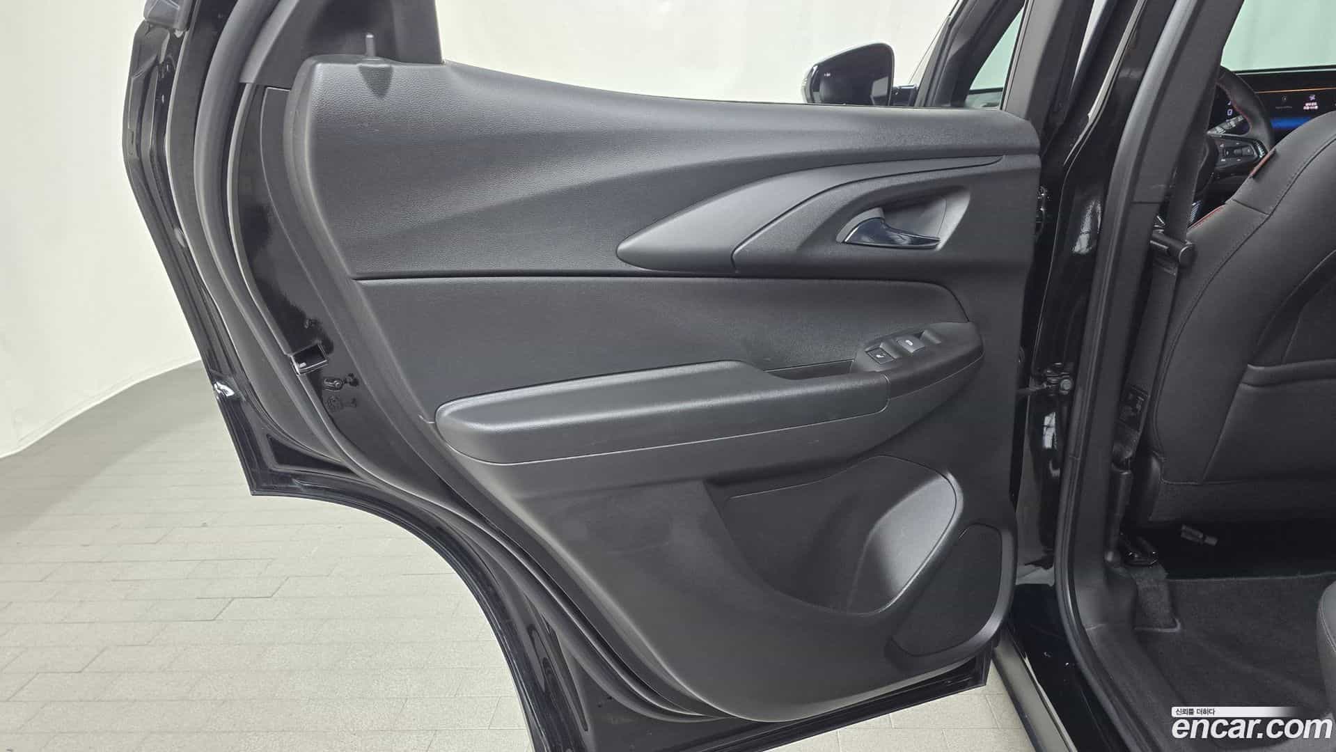 Trailblazer Chevrolet 2023.8-INNER-035