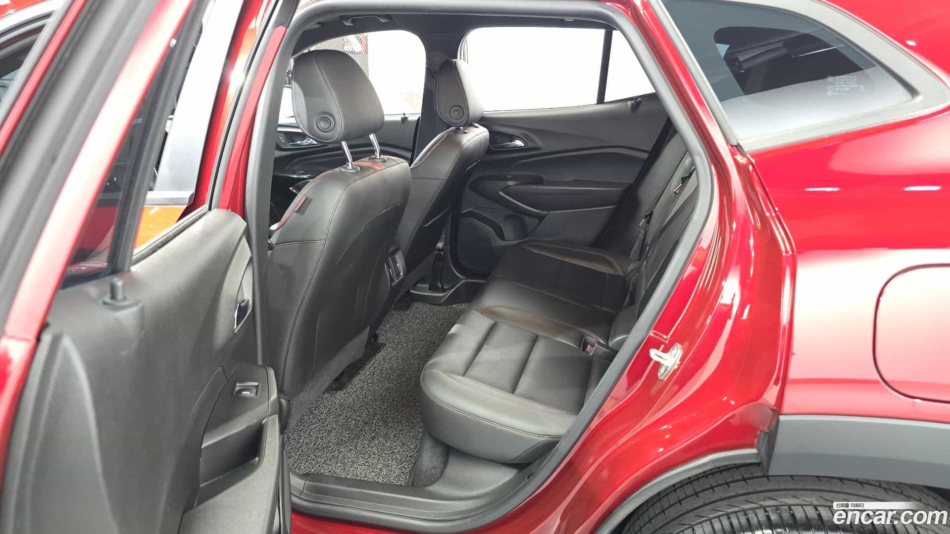 Trax Chevrolet 2023.4-OPTION-015
