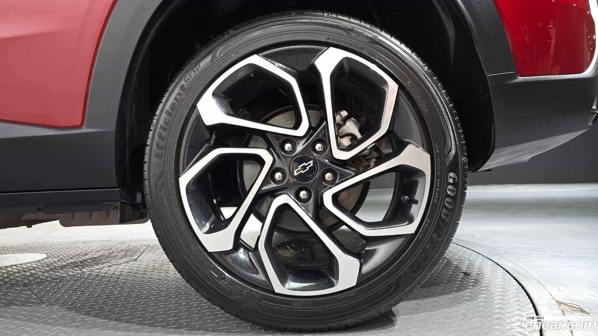 Trax Chevrolet 2023.4-OUTER-031