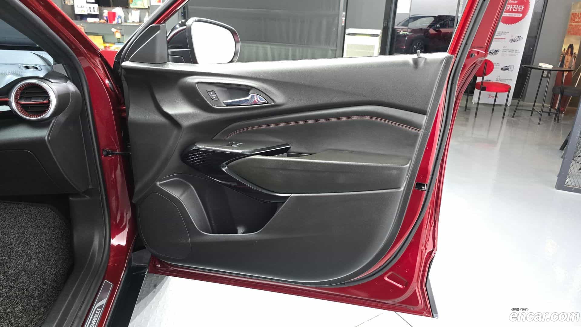 Trax Chevrolet 2023.4-INNER-035