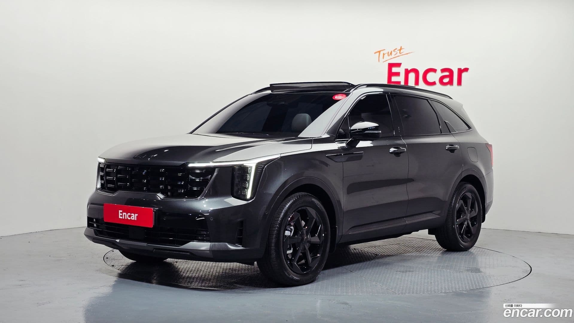 Main__Slider__Photo:Sorento Kia 2025.9-0