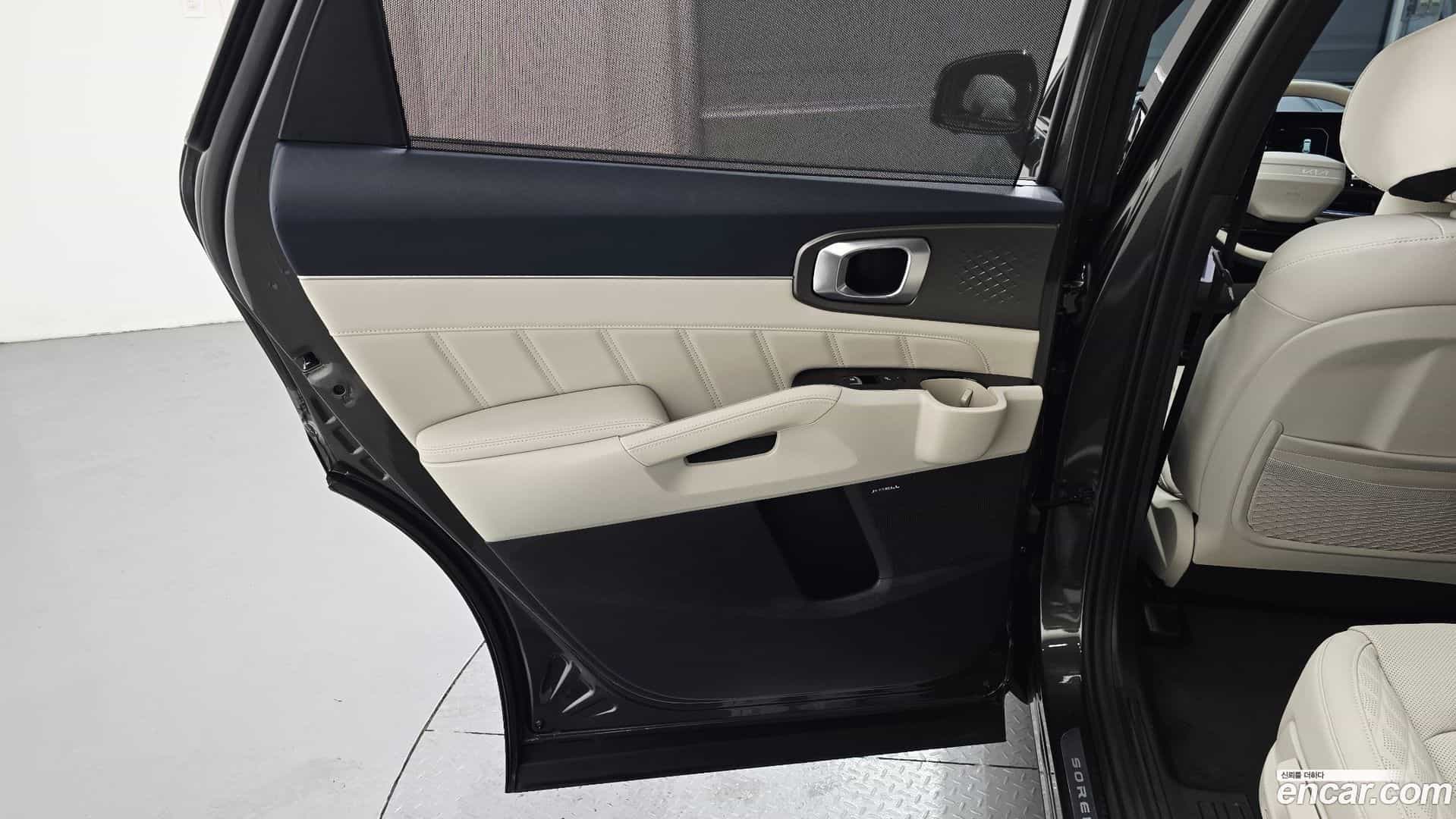 Sorento Kia 2025.9-INNER-035