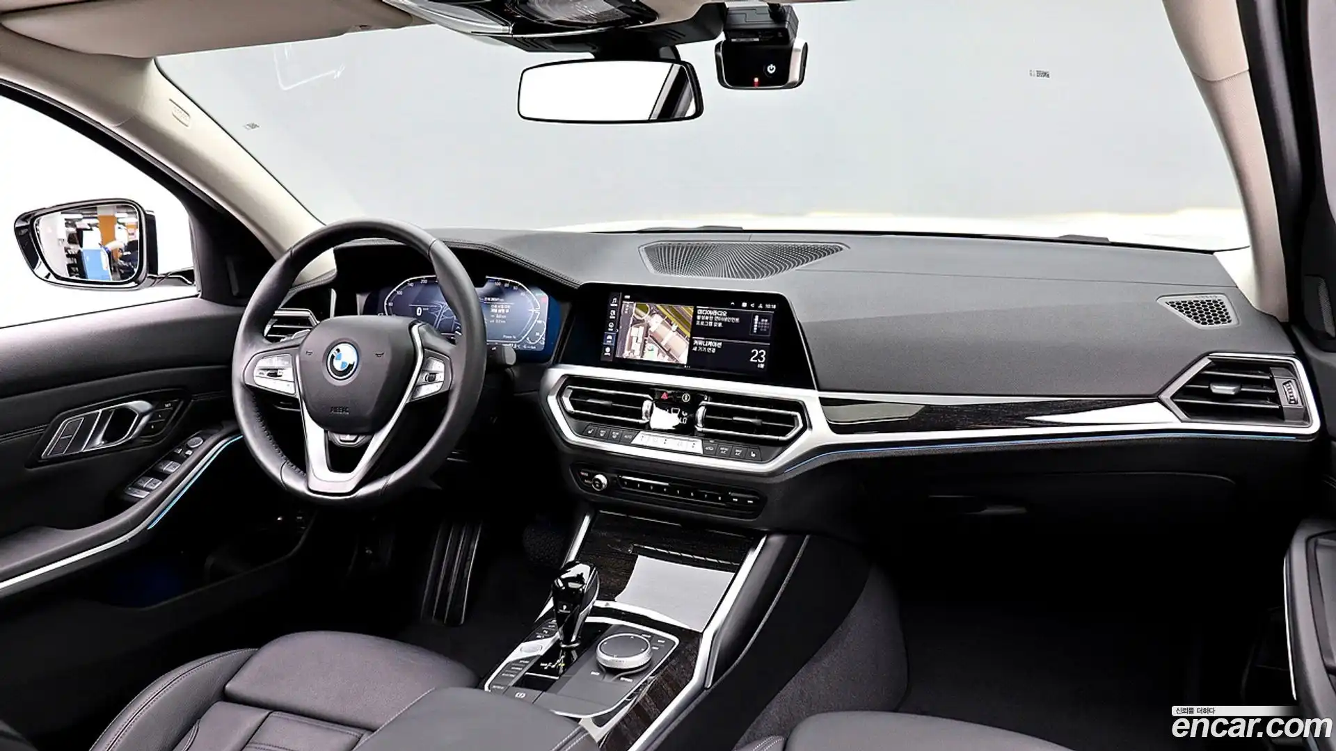 3-Series BMW 2022.2-INNER-007