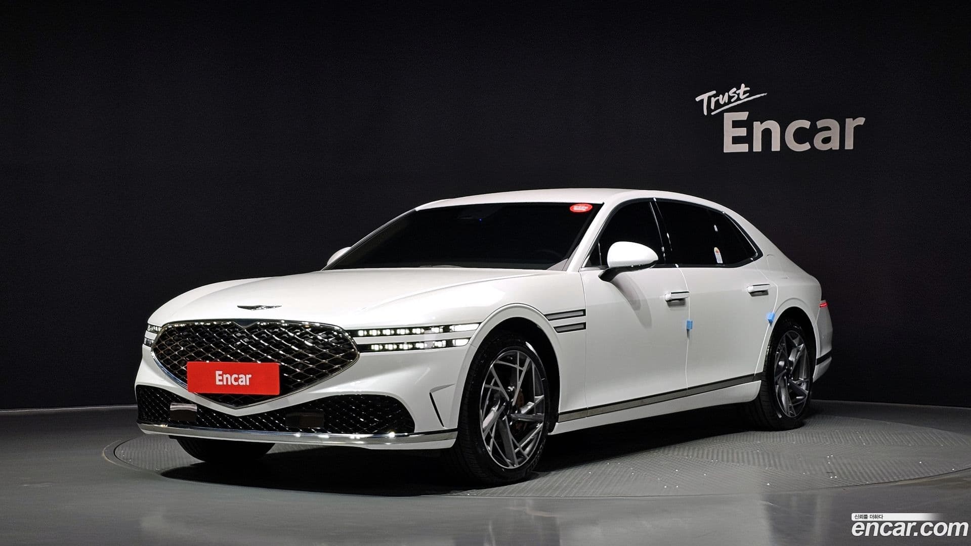 Main__Slider__Photo:G90 Genesis 2025.8-0