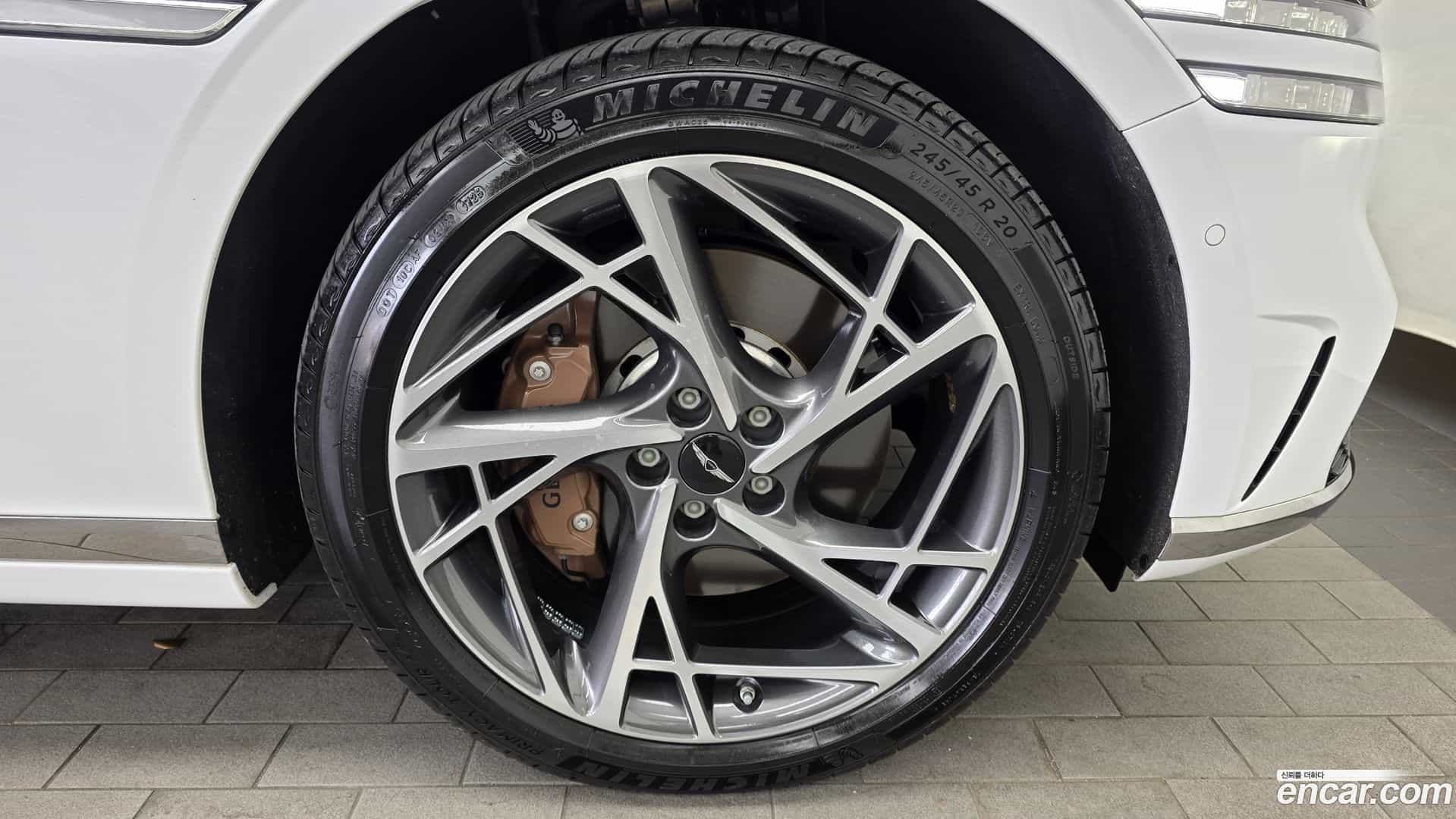G90 Genesis 2025.8-OUTER-031