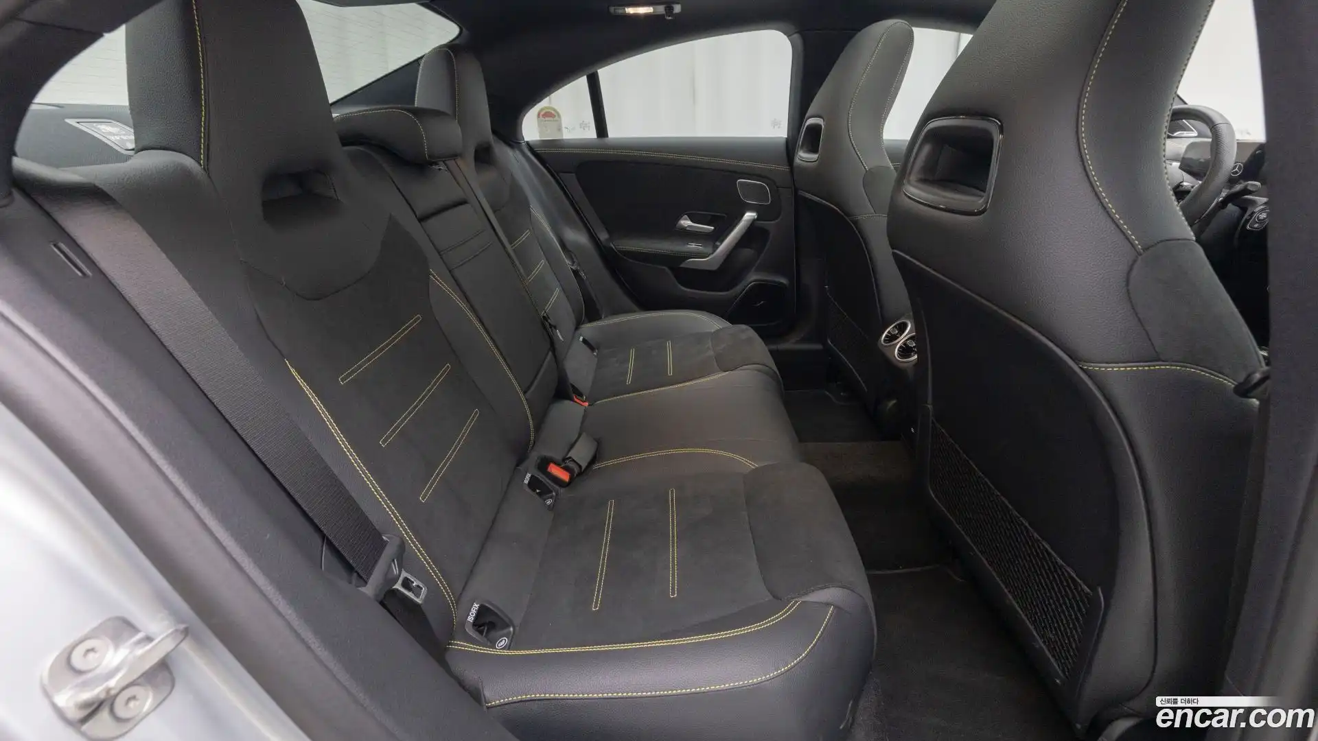 CLA-Class Mercedes-Benz 2025.8-INNER-010