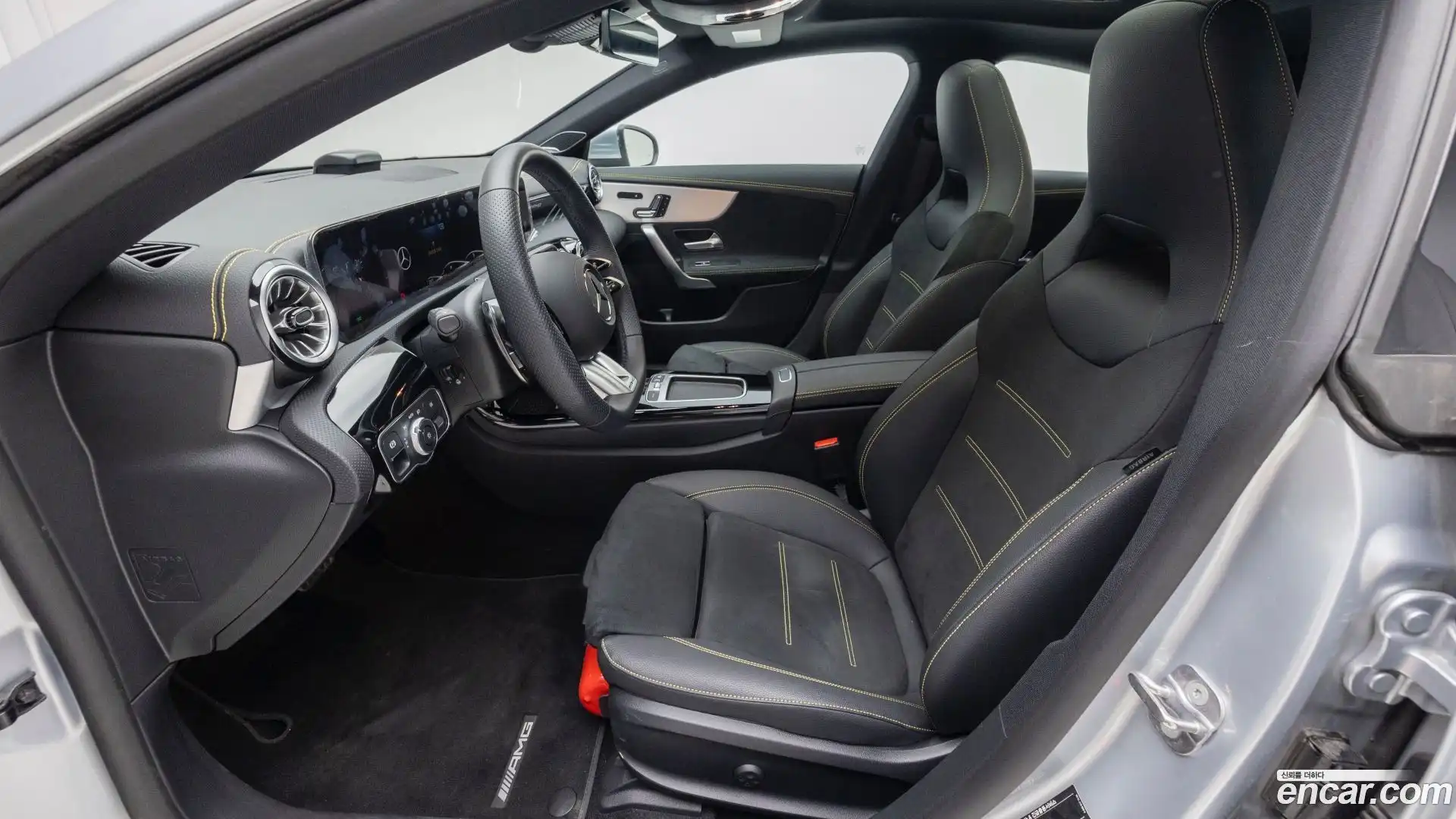 CLA-Class Mercedes-Benz 2025.8-OPTION-018