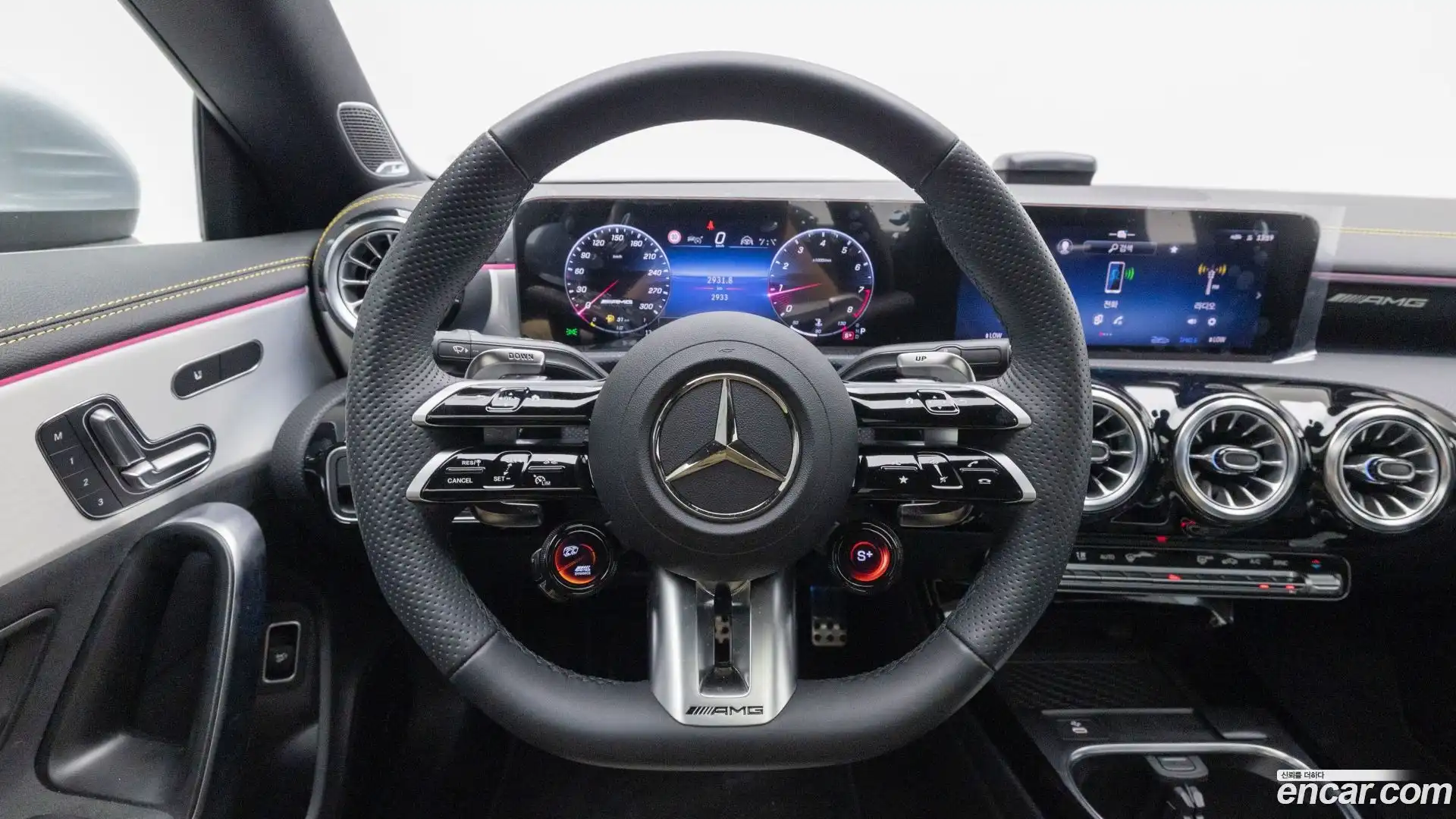 CLA-Class Mercedes-Benz 2025.8-OPTION-024