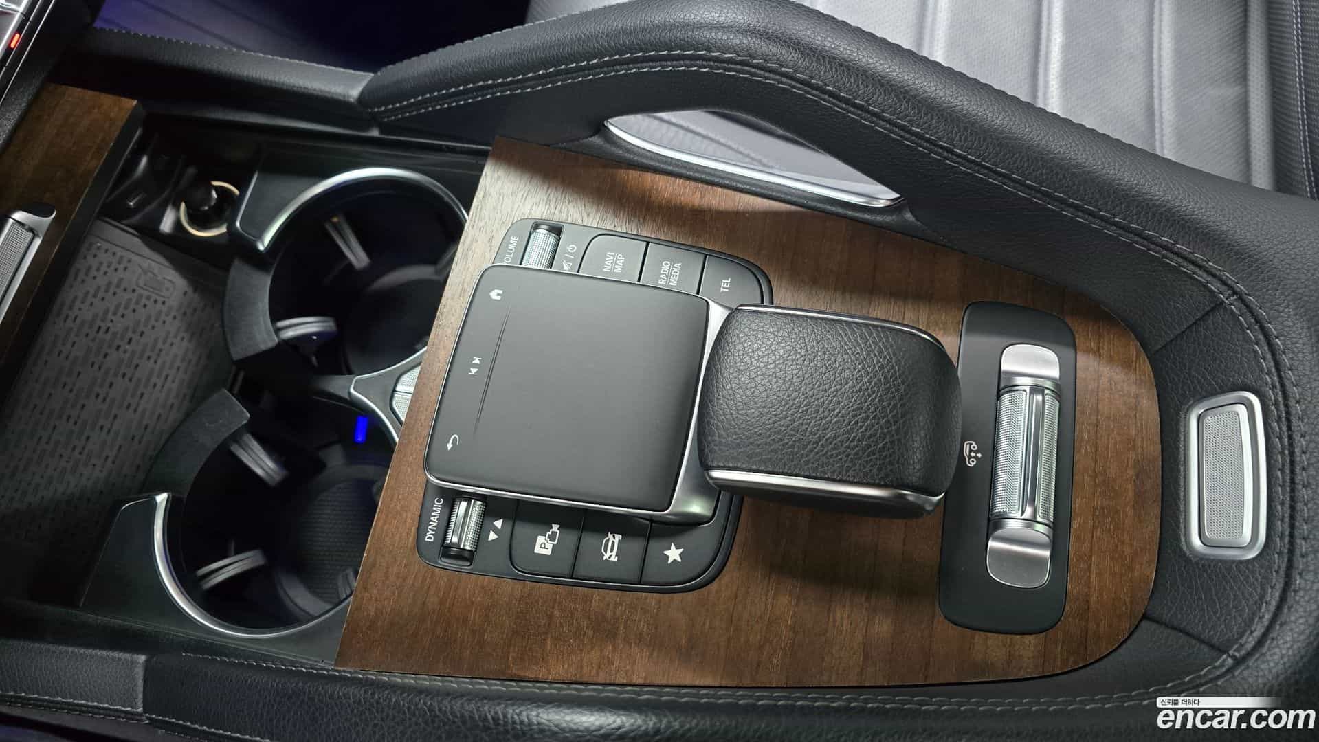 GLE-Class Mercedes-Benz 2021.7-OPTION-022