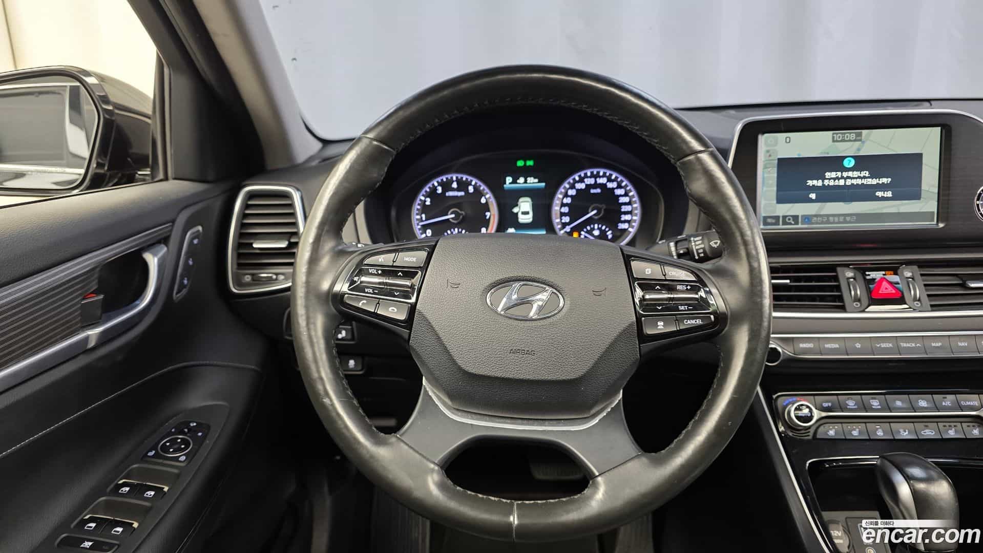 Grandeur Hyundai 2018.7-OPTION-016