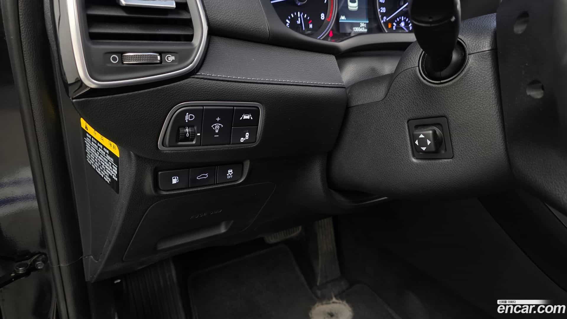 Grandeur Hyundai 2018.7-OPTION-021