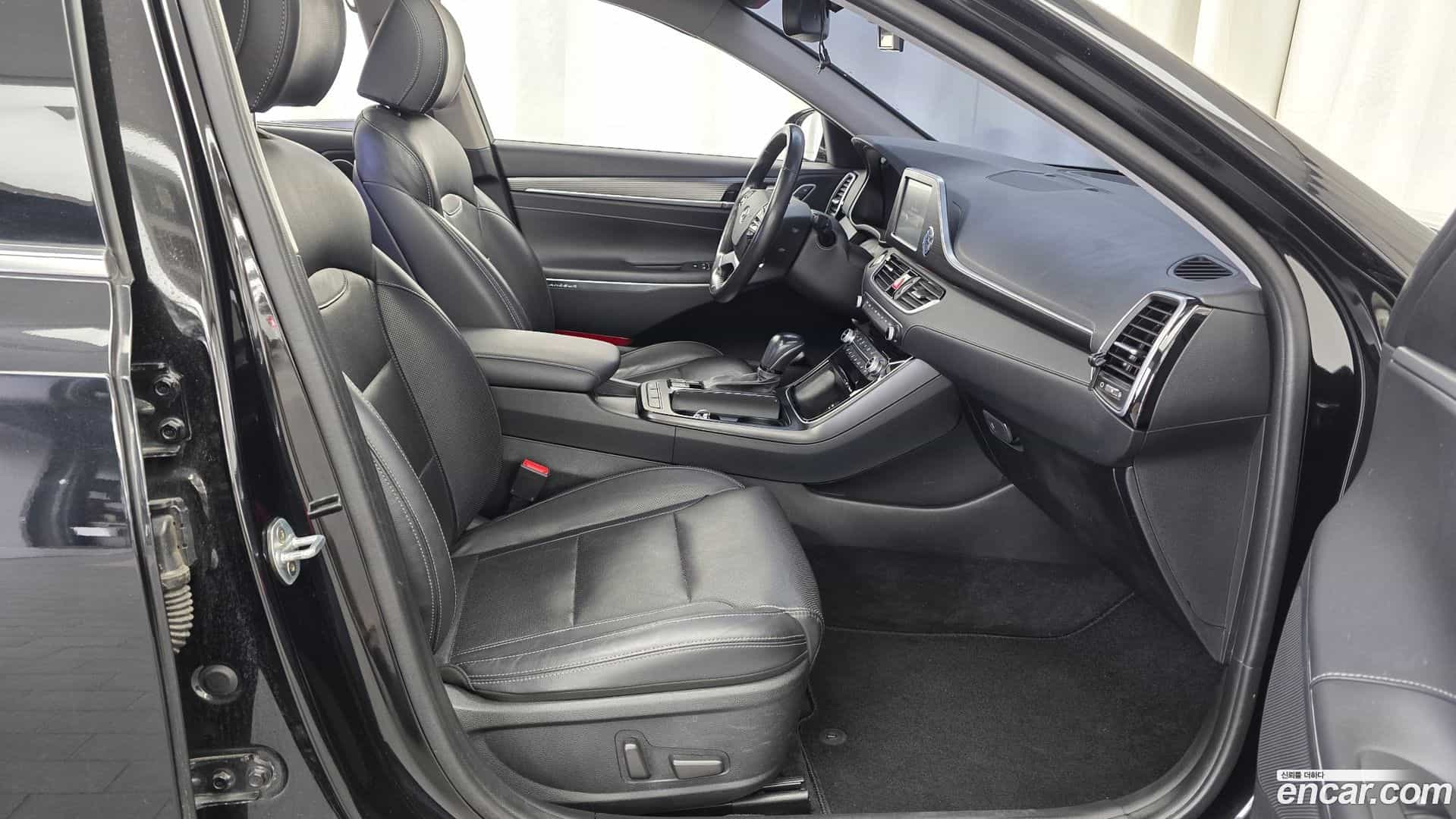 Grandeur Hyundai 2018.7-INNER-036
